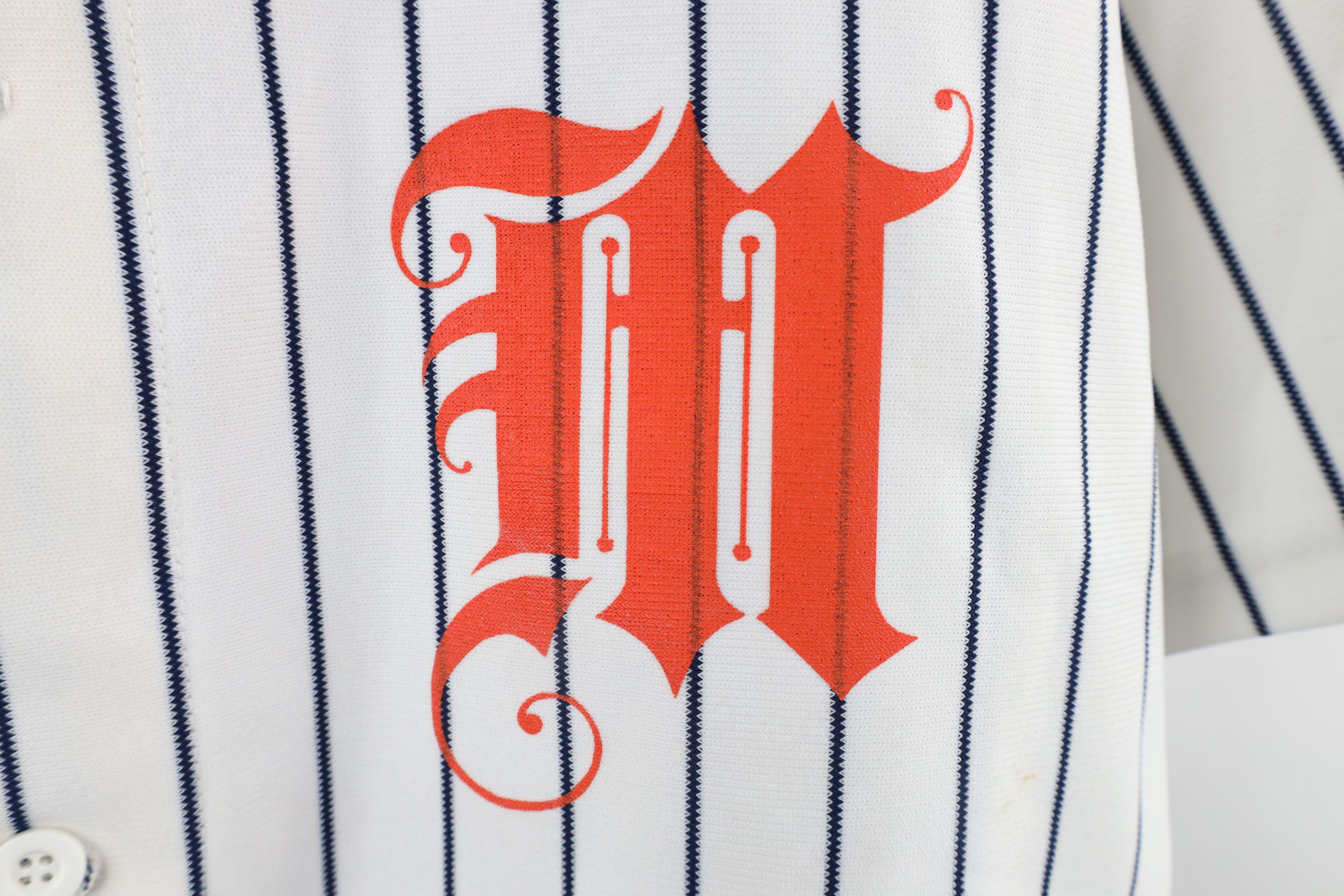 Vintage Vintage 90s Pinstriped Old English M Baseball Jersey USA Size US XL / EU 56 / 4 - 4 Thumbnail