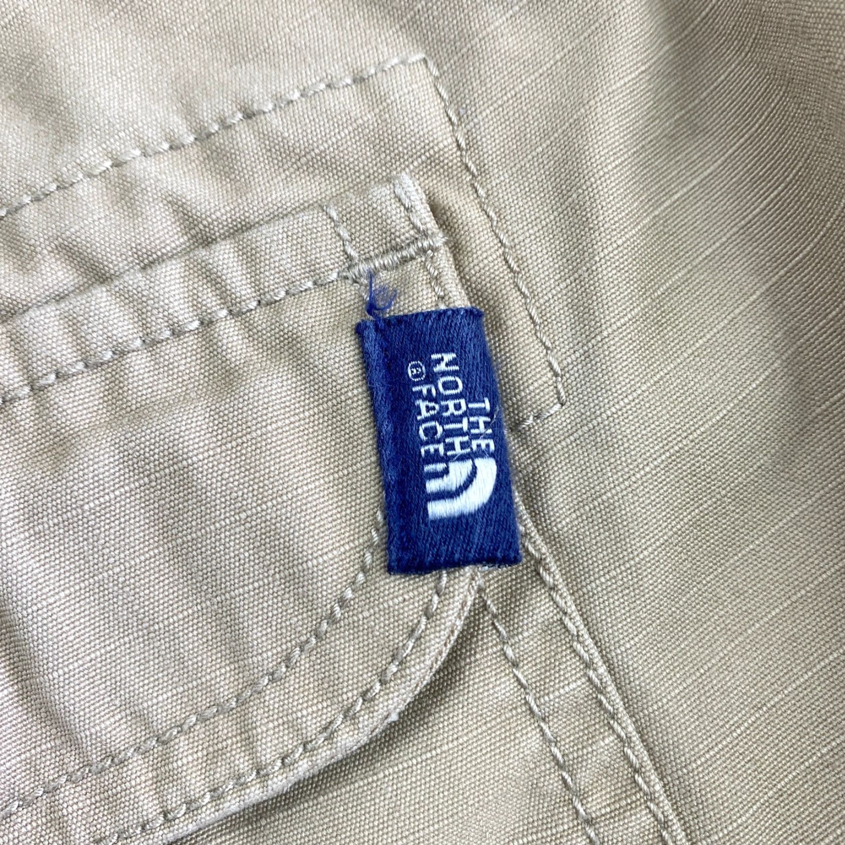 The North Face Vintage The North Face Cargo Shorts y2k Baggy Relaxed Ripstop Skater 40 Beige Size US 40 / EU 56 - 4 Thumbnail