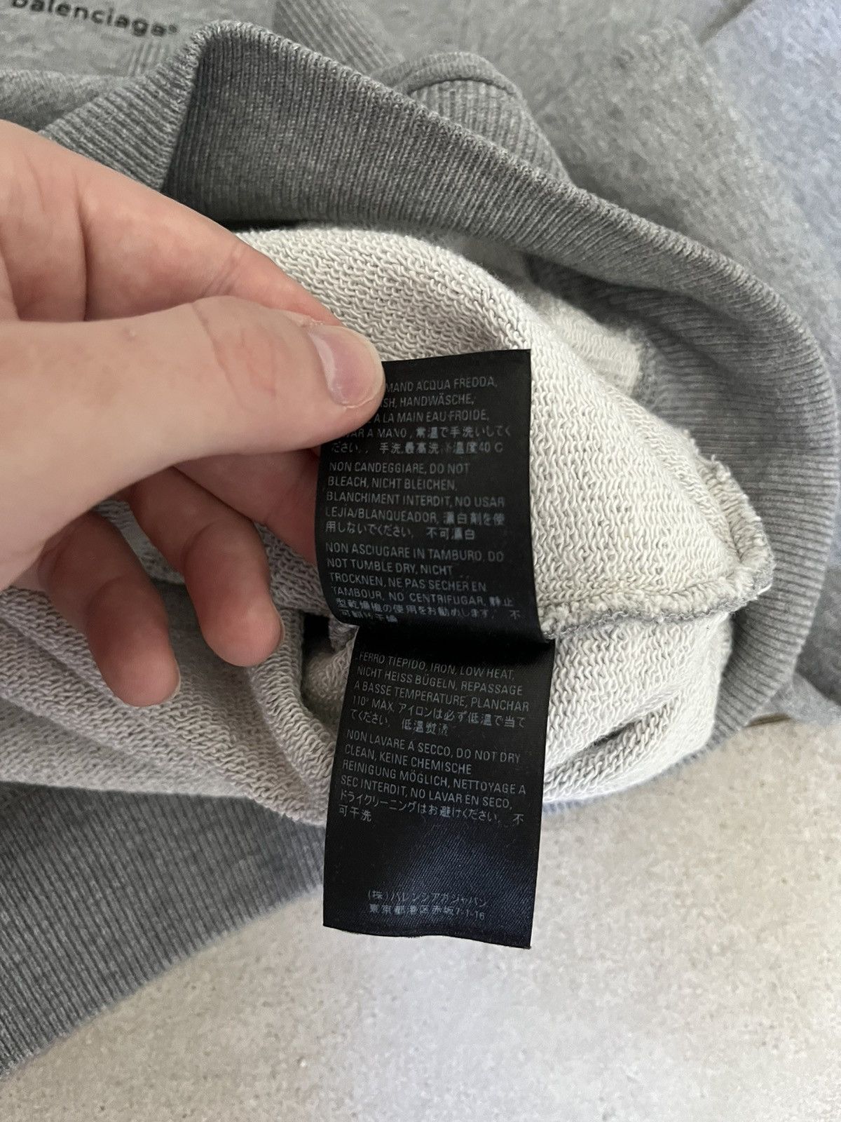 Balenciaga Balenciaga copyright logo sweatshirt Size US XS / EU 42 / 0 - 7 Thumbnail