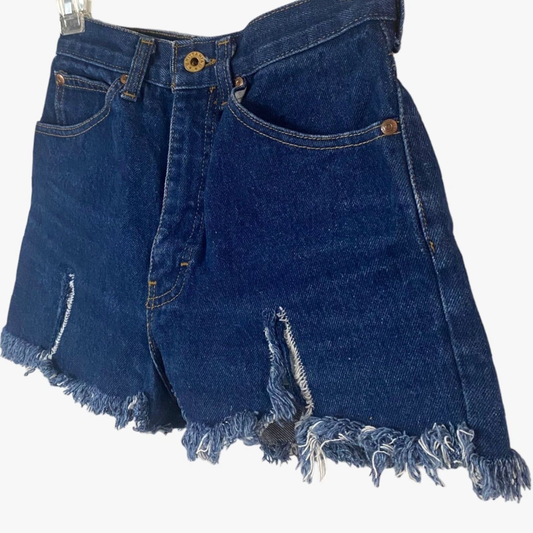 Vintage VINTAGE Brittania High-Waisted Jeans Shorts Womens 5 Blue Medium Wash Raw Hem Denim United States 100% Cotton Womens Brittanya? Size 27" / US 4 / IT 40 - 3 Thumbnail