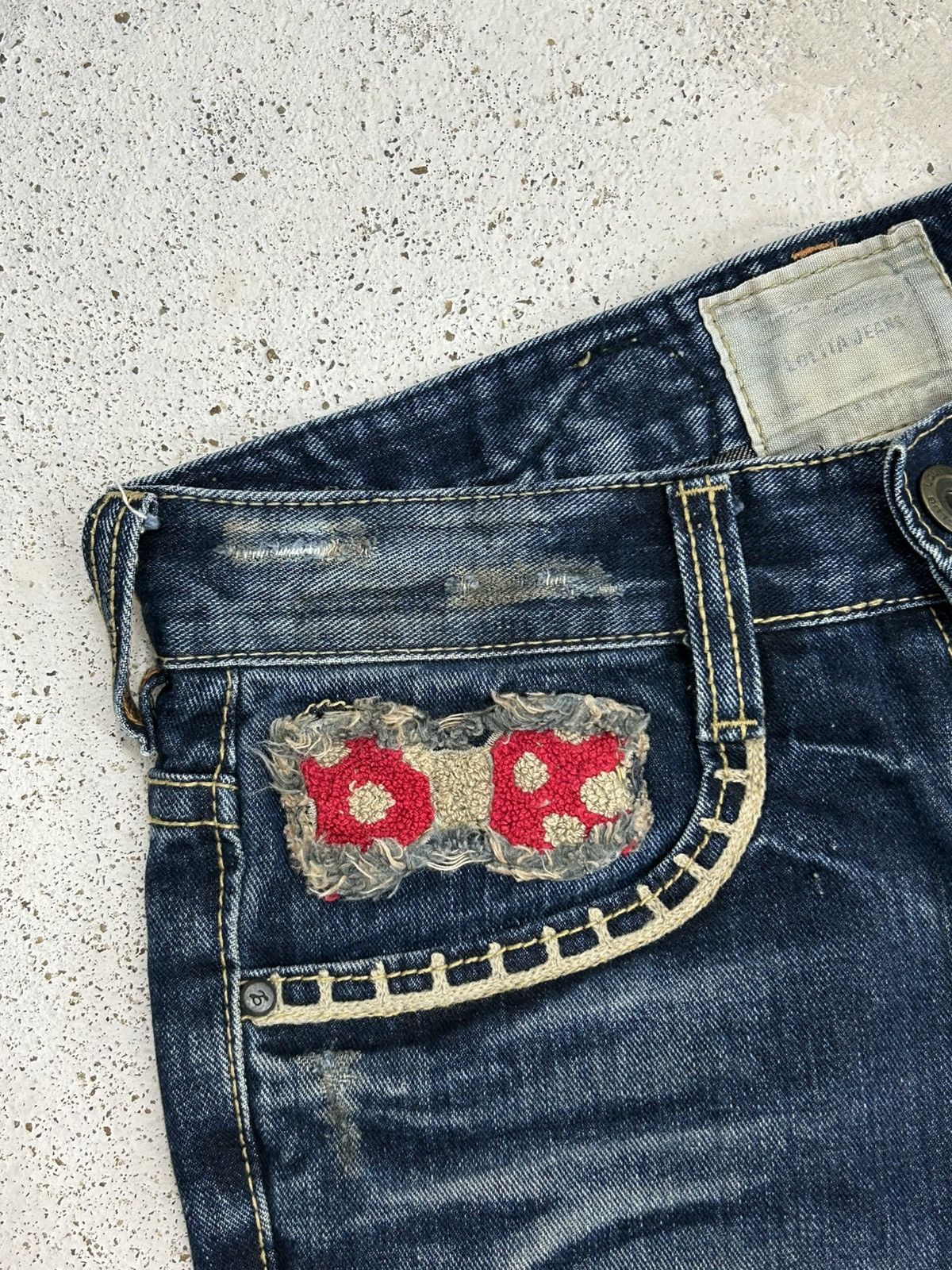 Japanese Brand Vintage Lolita X Yoshitomo Nara Patches Mud Washed Whisker Size US 29 - 11 Thumbnail