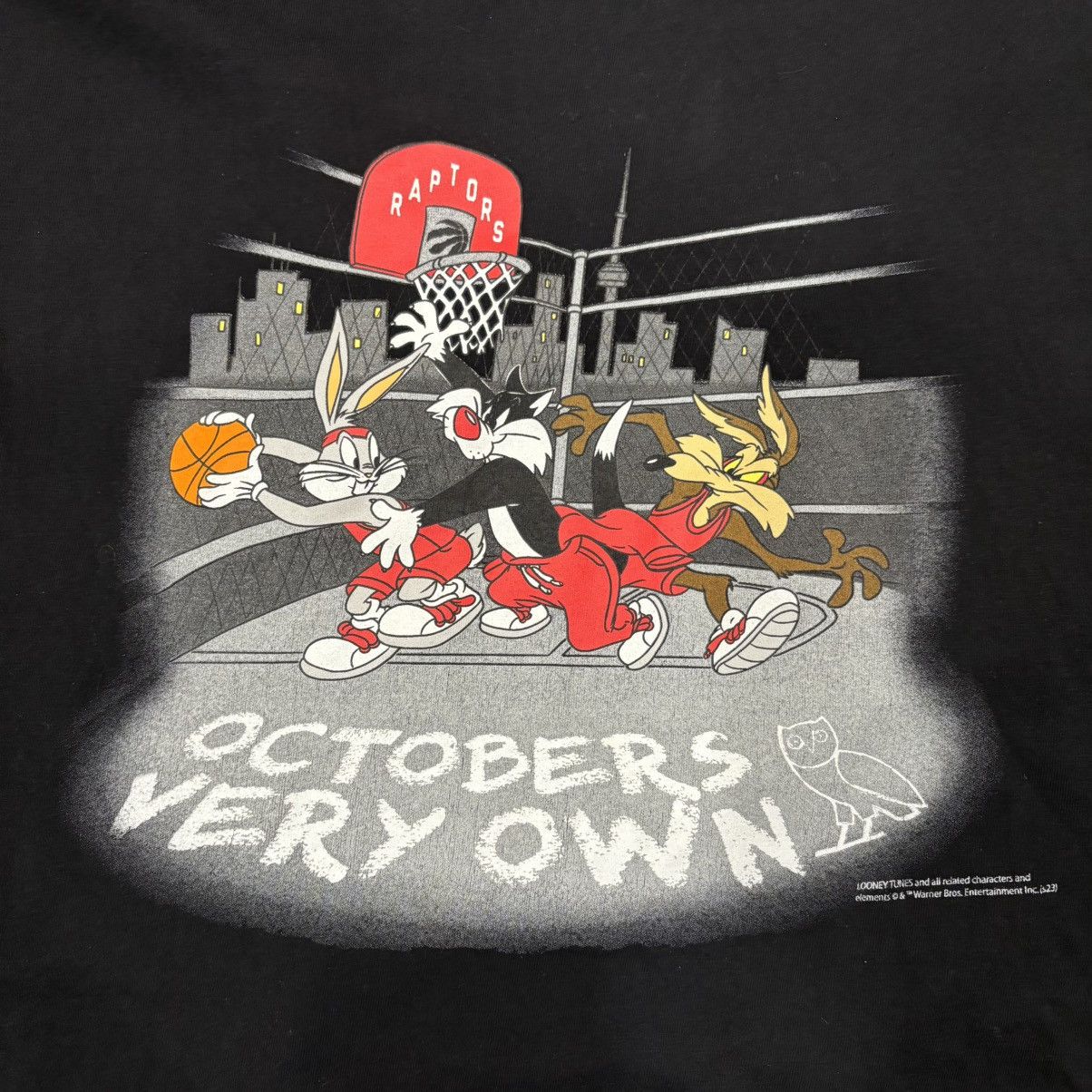 October's Very Own OVO Looney Tunes Toronto Raptors Street Ball Shirt, Mens XXL Size US XXL / EU 58 / 5 - 2 Thumbnail