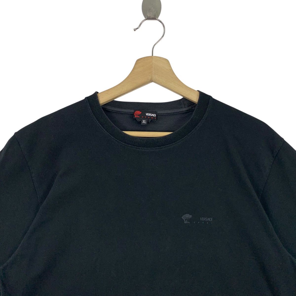 Designer × Versace Vintage VERSACE SPORT small logo simple design tee Size US XL / EU 56 / 4 - 2 Thumbnail