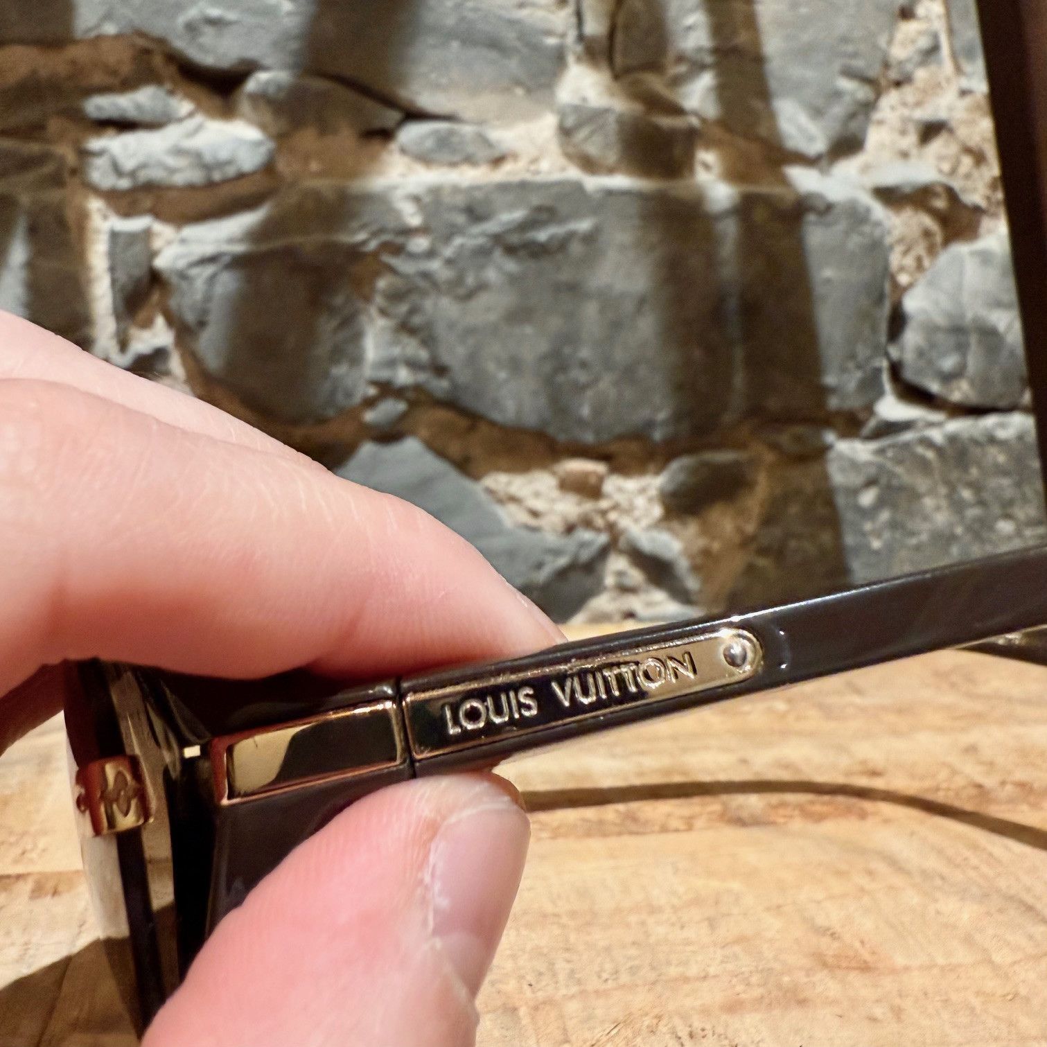 Louis Vuitton Louis Vuitton Z0415W Brown Oval Daphne Sunglasses Size ONE SIZE - 6 Thumbnail