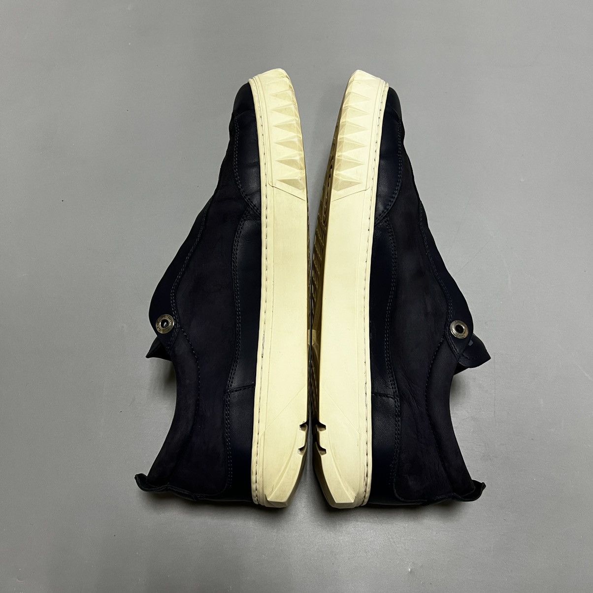 Salvatore Ferragamo Salvatore Ferragamo Navy Blue Leather Sneakers Men's Size US 9 / EU 42 - 23 Thumbnail