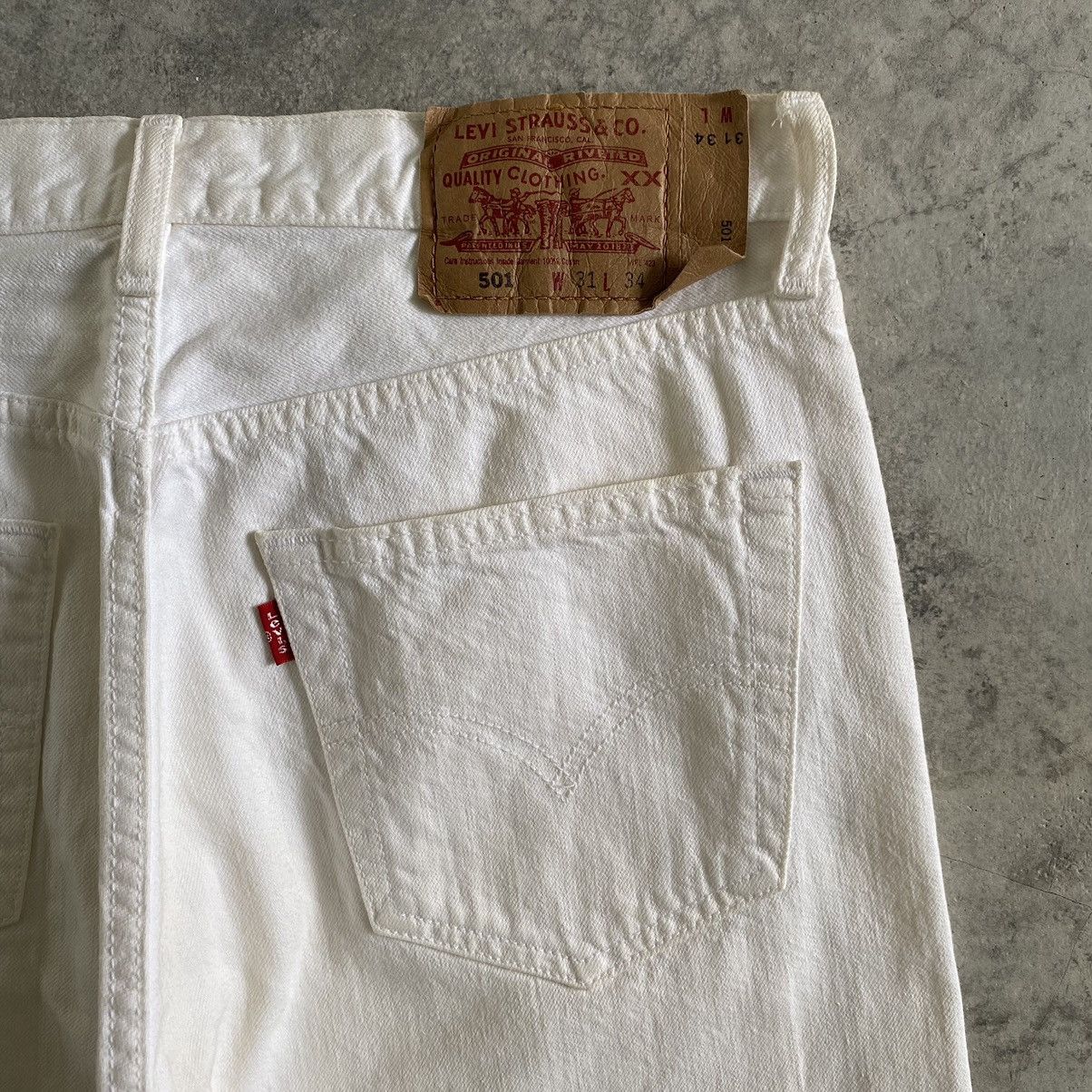 Levi's Size 30x34 Vintage 2004 Levi’s 501 Off White Denim Jeans Size US 30 / EU 46 - 15 Thumbnail