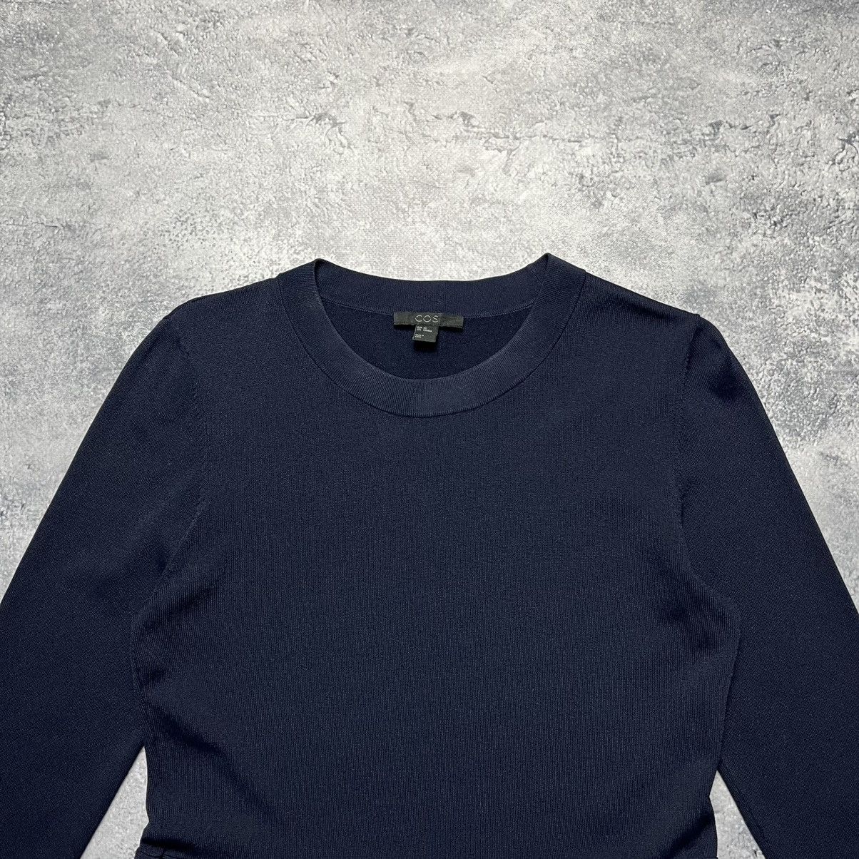 Cos × Designer Cos Navy Blouse Top Bell Sleeve Streetwear Designer Size XS / US 0-2 / IT 36-38 - 2 Thumbnail