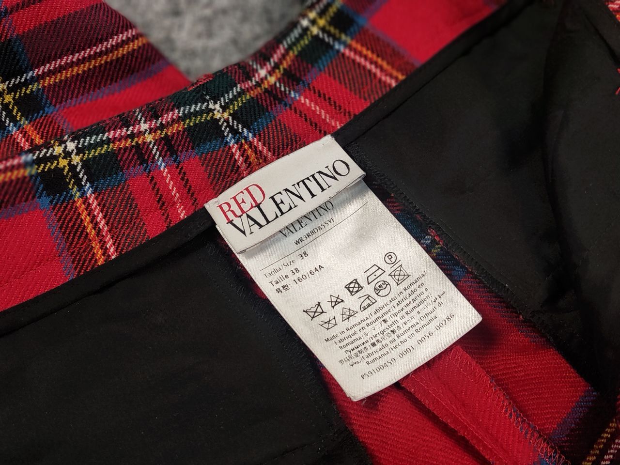 RED Valentino Red Valentino Wool Tartan Pattern Women's Trouser Pants Size 38" / US 16 / IT 52 - 7 Thumbnail