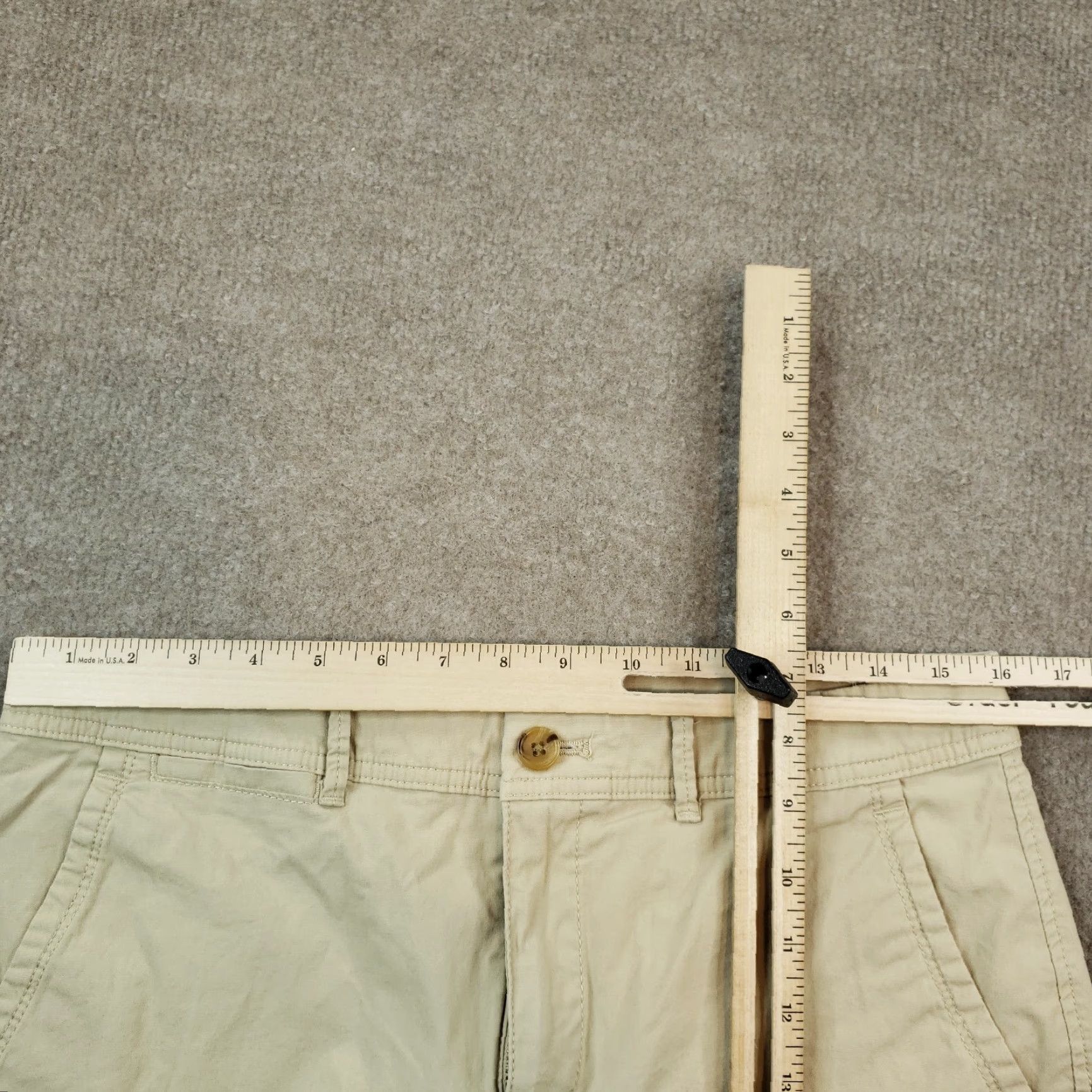 Banana Republic Banana Republic Women's Beige Chino Shorts, Size 8, Mid Rise, Stretch Size 30" / US 8 / IT 44 - 5 Thumbnail