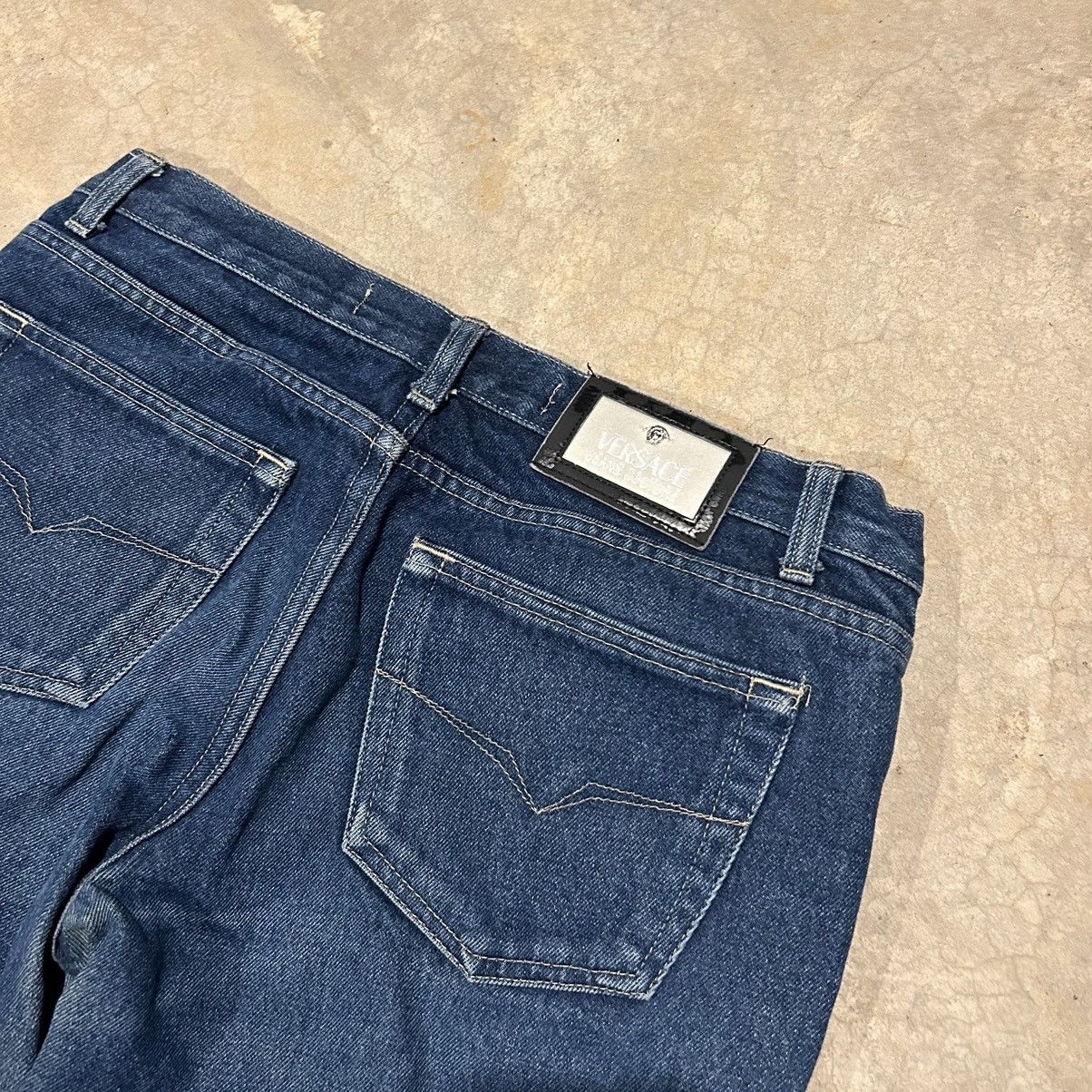 Versace × Versace Jeans Couture × Vintage Vintage Versace Jeans Couture Bleach Splatter Bootcut Jeans Size US 32 / EU 48 - 13 Thumbnail
