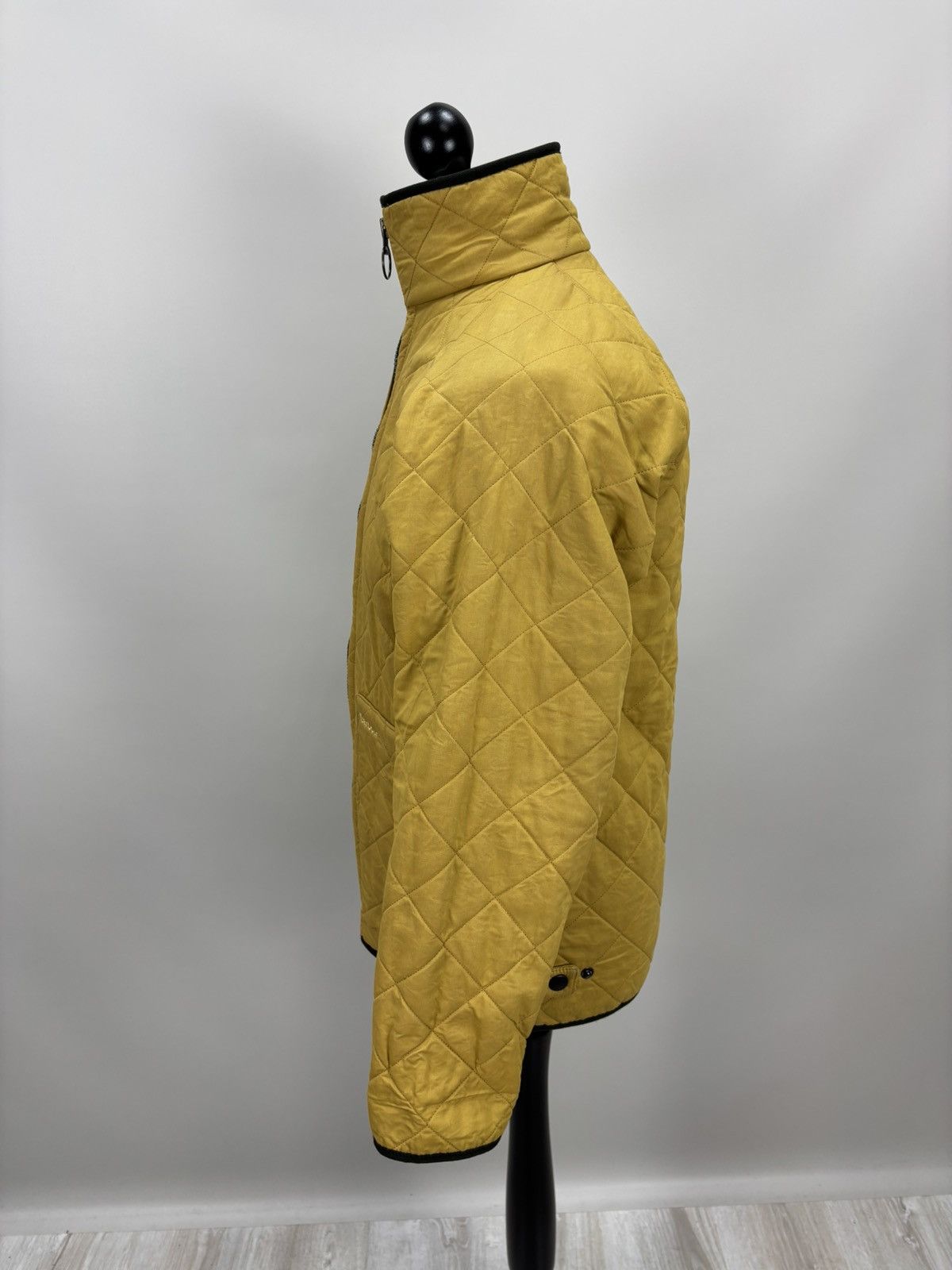 Barbour Mens jacket Barbour Duracotton Quilted Size S Color Yellow Size US S / EU 44-46 / 1 - 11 Thumbnail