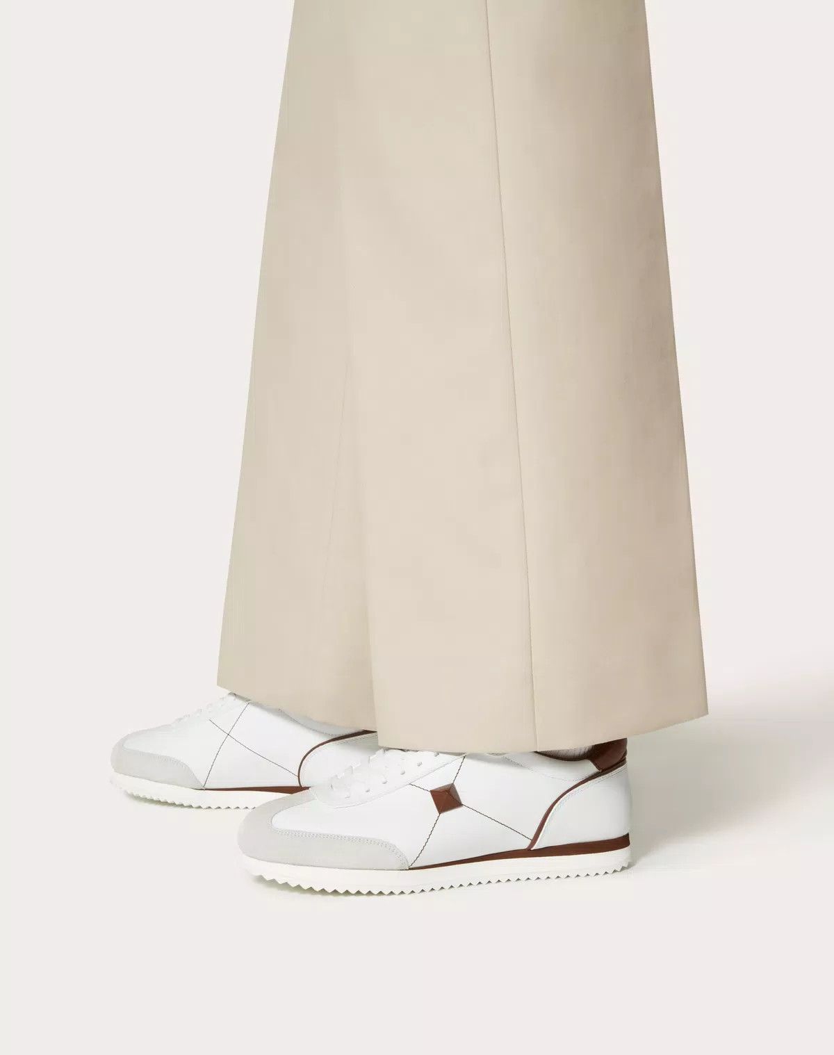 Valentino oc11z0625 Stud Around Low Top Calfskin Sneaker in White Size US 8.5 / EU 41-42 - 6 Thumbnail