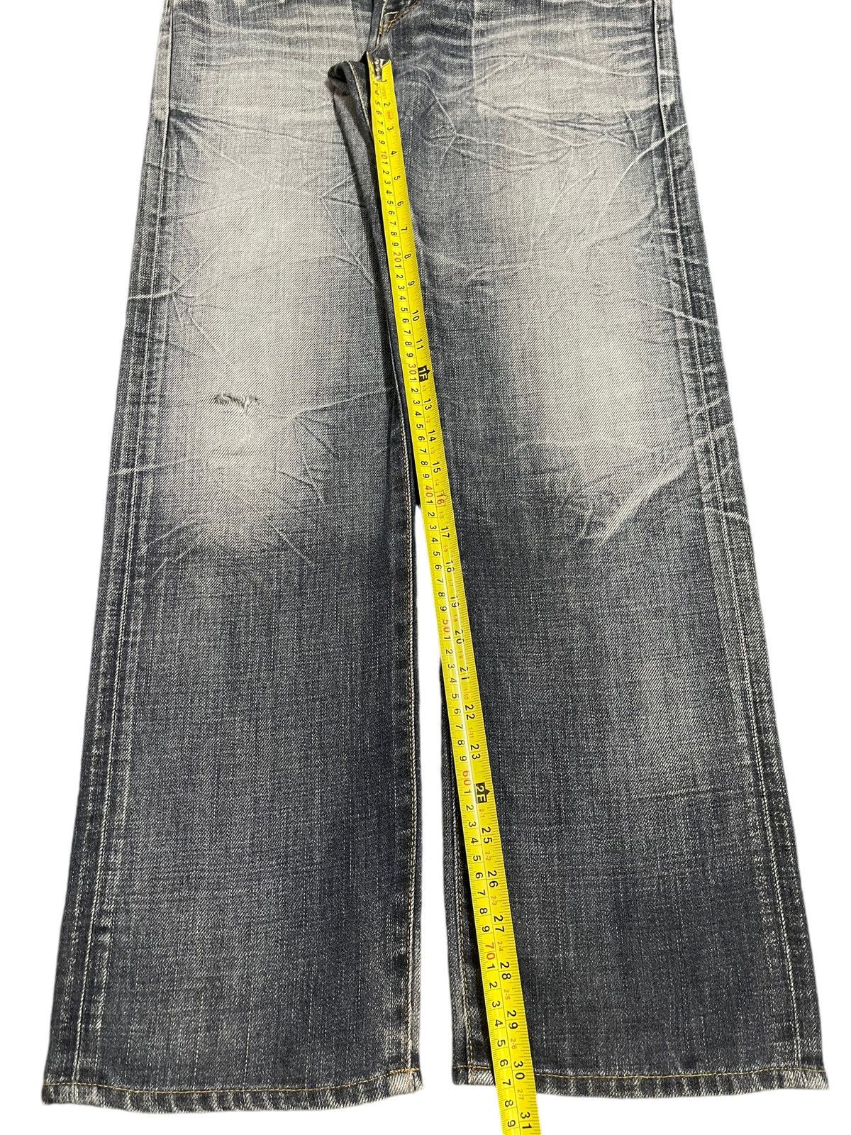 Edwin Vintage Japan Edwin Faded Wash Style Loose Jeans Size US 34 / EU 50 - 14 Thumbnail