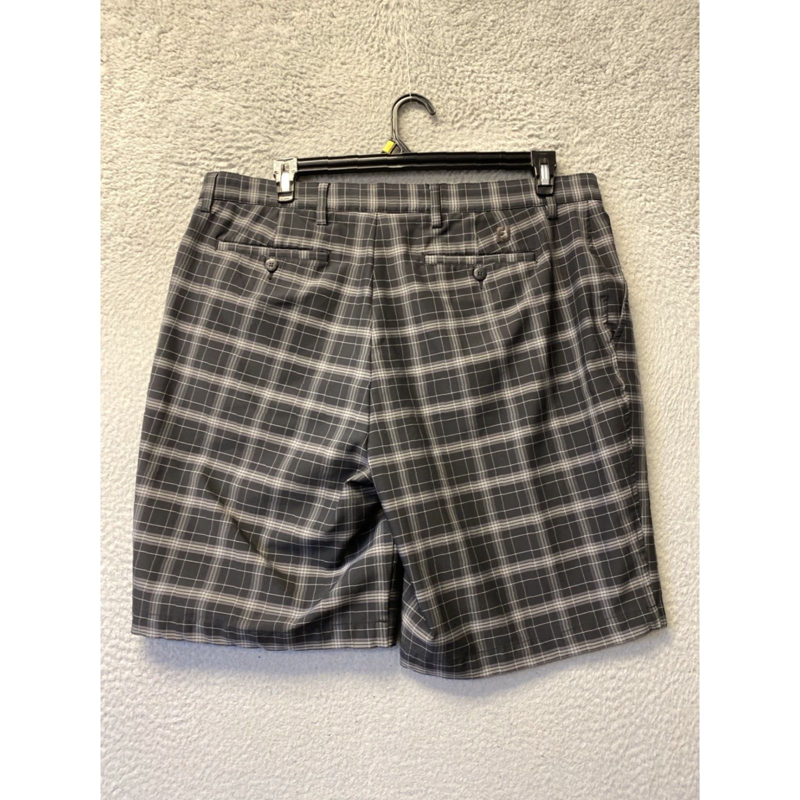 Footjoy FOOTJOY MENS GLEN PLAID GOLF SHORTS SIZE 38 BLACK 155-20 Size US 38 / EU 54 - 6 Thumbnail