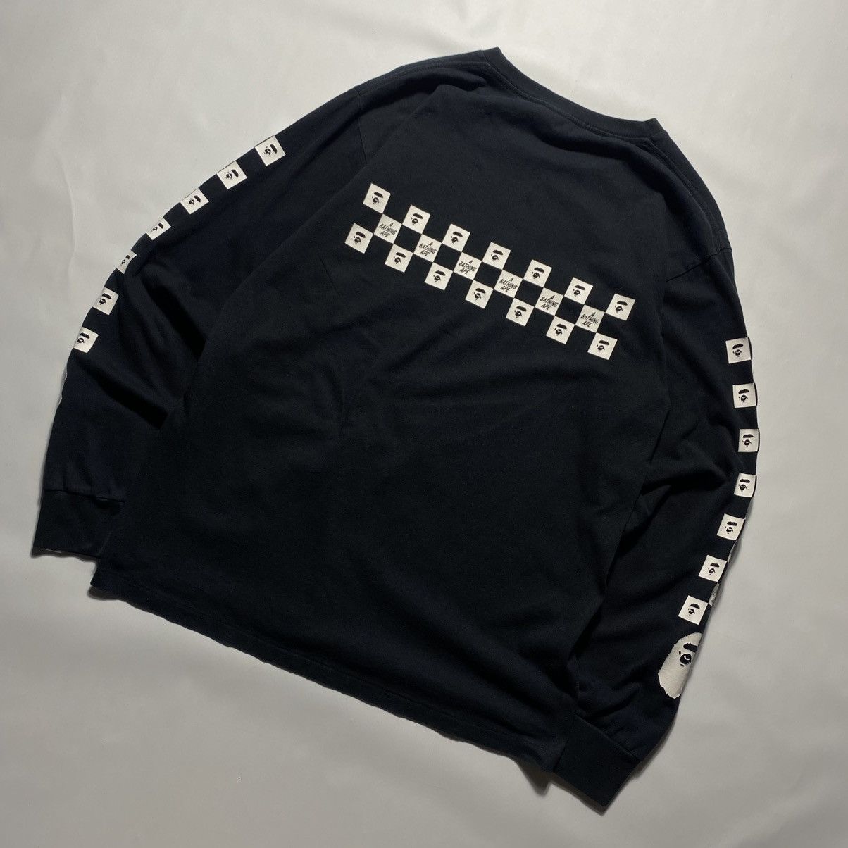 Bape Bape Checker Long Sleeves Tee A Bathing Ape World Gone Mad Size US L / EU 52-54 / 3 - 4 Thumbnail