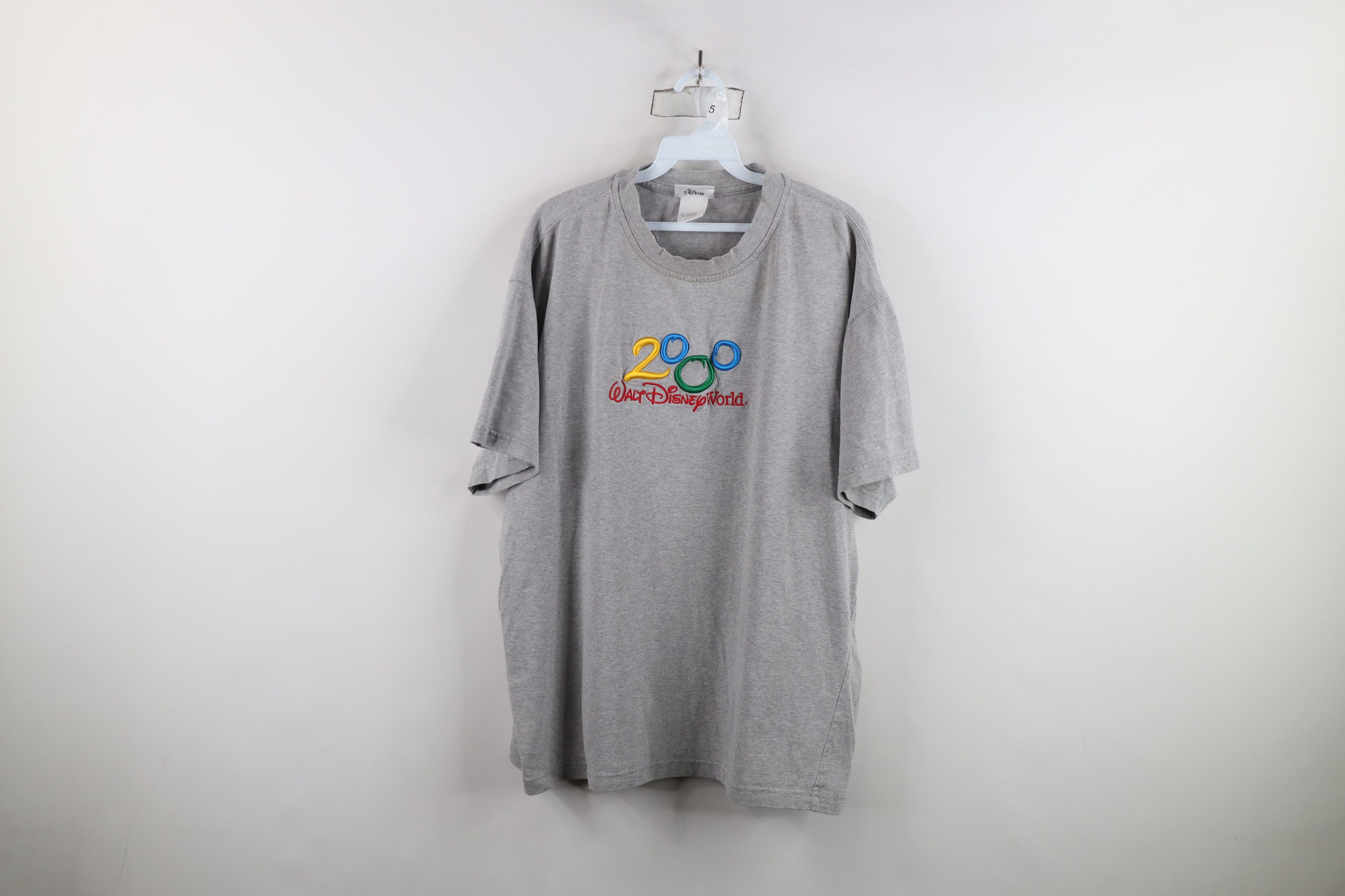 Disney × Vintage Vintage Y2K 2000 Disney World Heavyweight T-Shirt Size US XL / EU 56 / 4 - 1 Thumbnail
