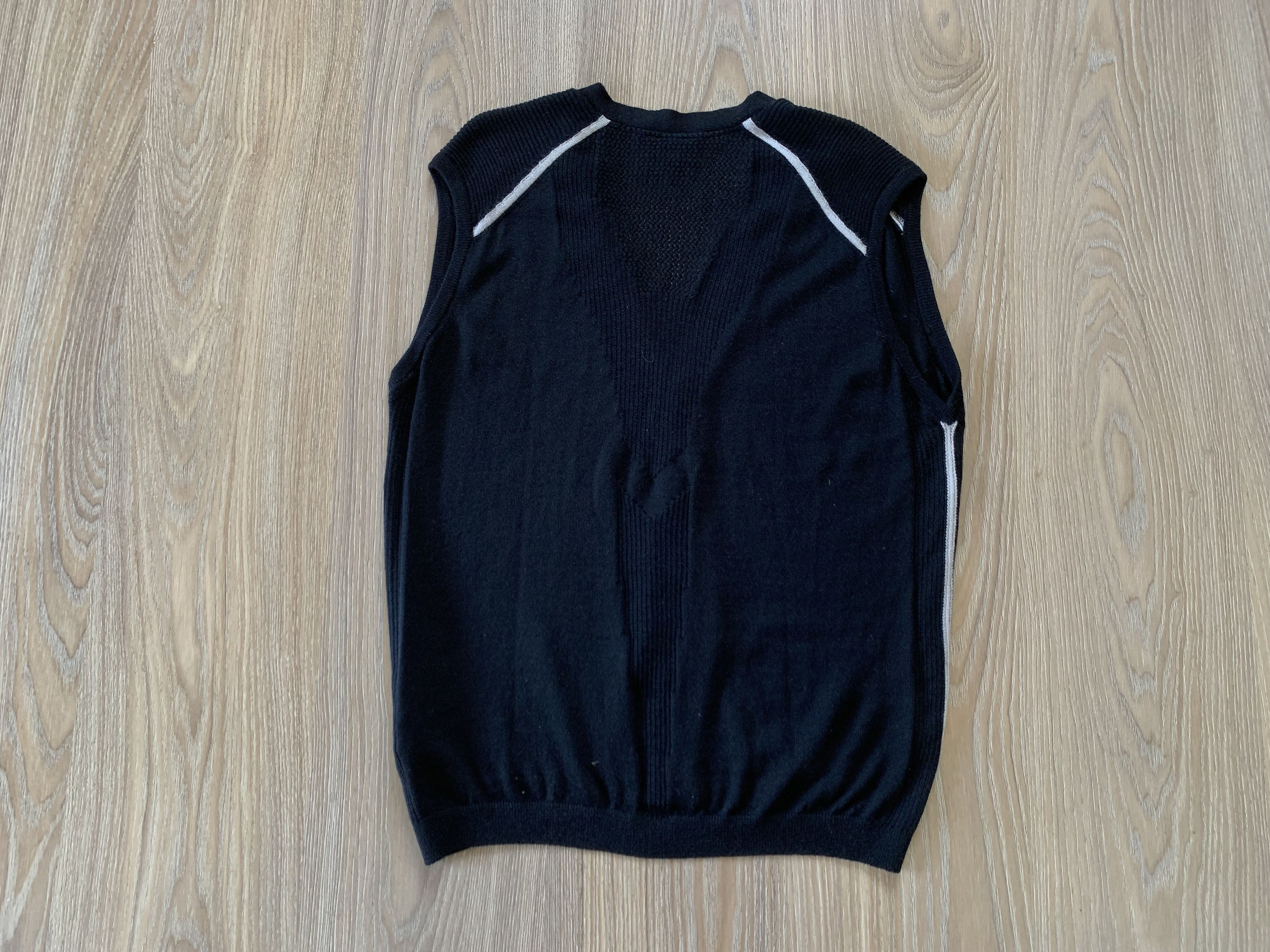 Nike × Vintage Nike Golf Wool Training Sleeveless Vest Size M / US 6-8 / IT 42-44 - 3 Thumbnail