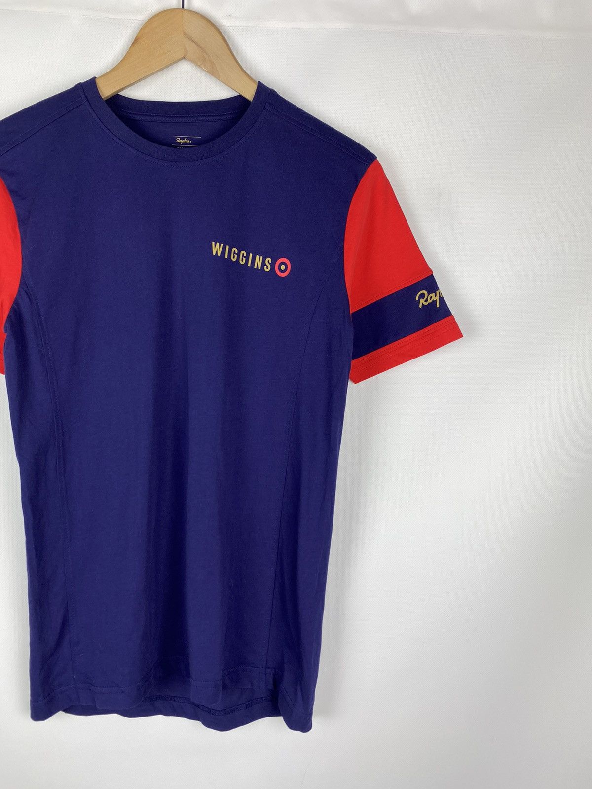 Rapha BNWT! Rapha Bradley Wiggins men’s cycling t shirt size S Size US S / EU 44-46 / 1 - 3 Thumbnail