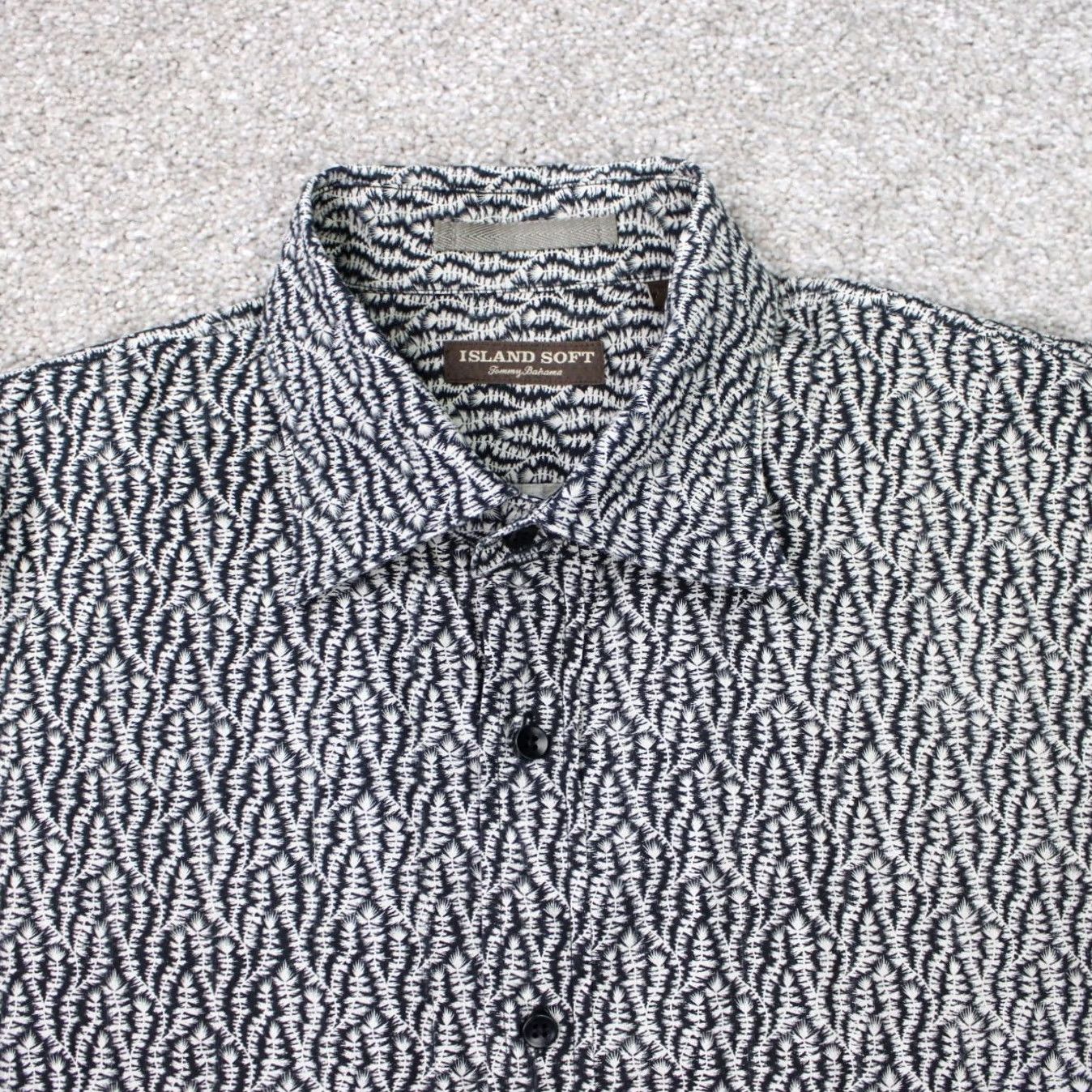Tommy Bahama Tommy Bahama Island Soft Shirt Men Large Black/White Geometric Cotton L/S Button Down Shirt Tigers Beach Classic Sportsman Mens L Shirt Size US L / EU 52-54 / 3 - 6 Thumbnail