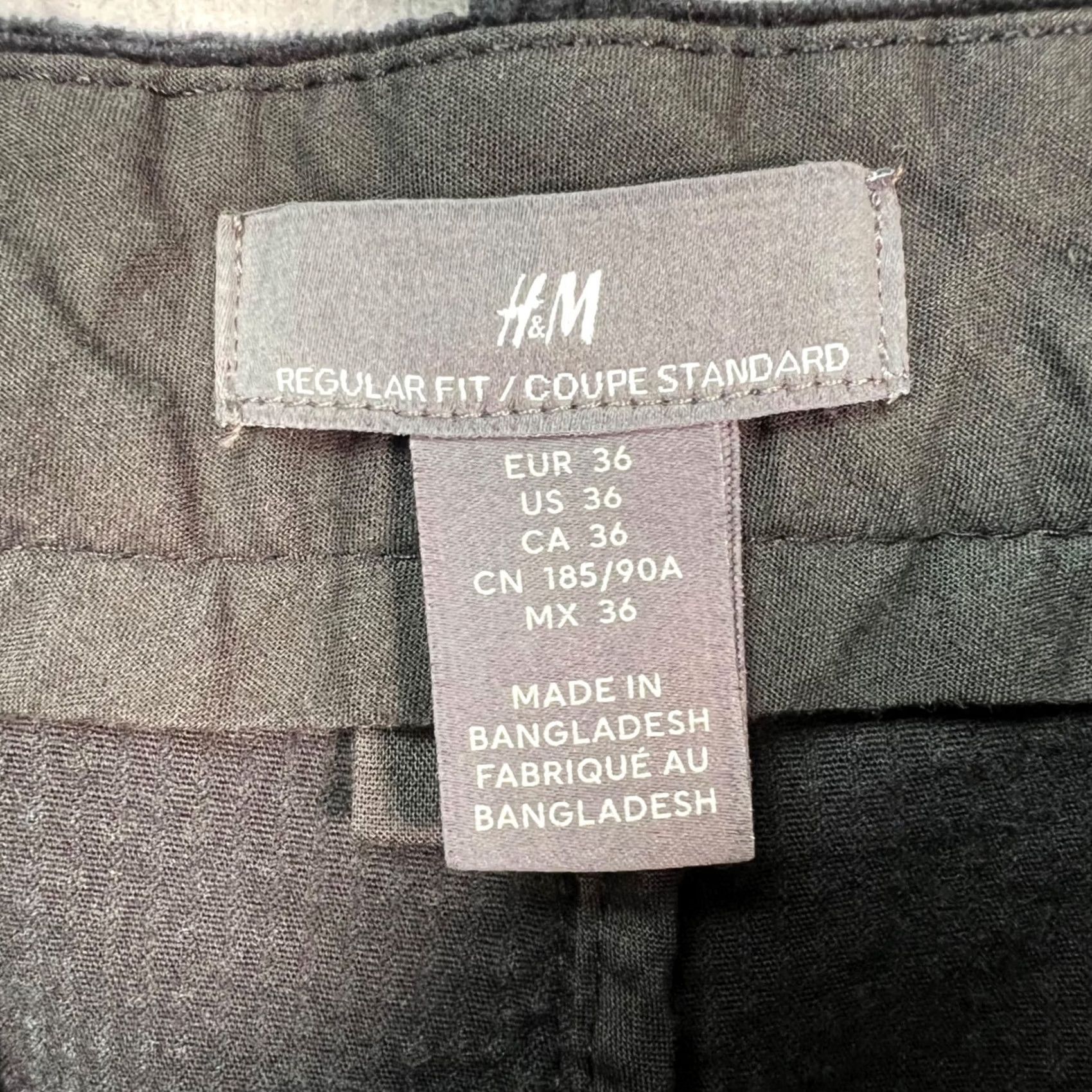 H&M H&M Mens Size 36 Regular Fit Black Corduroy Pleated Pants Shirt? Size US 36 / EU 52 - 3 Thumbnail