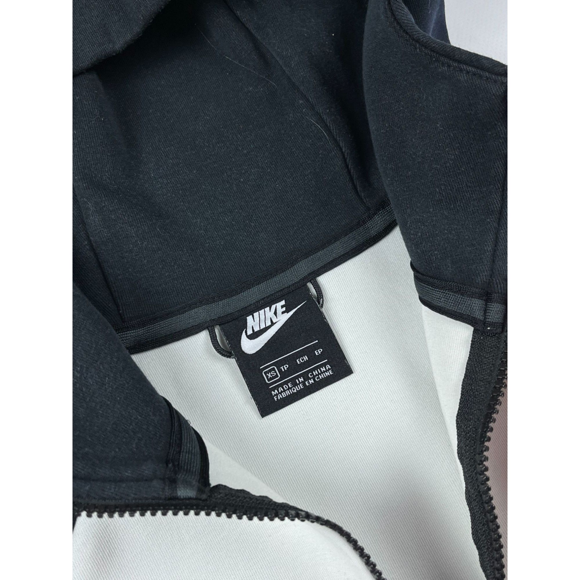 Nike × Vintage Nike Tech Fleece Full-Zip Hoodie XS Black & White Size US XS / EU 42 / 0 - 3 Thumbnail