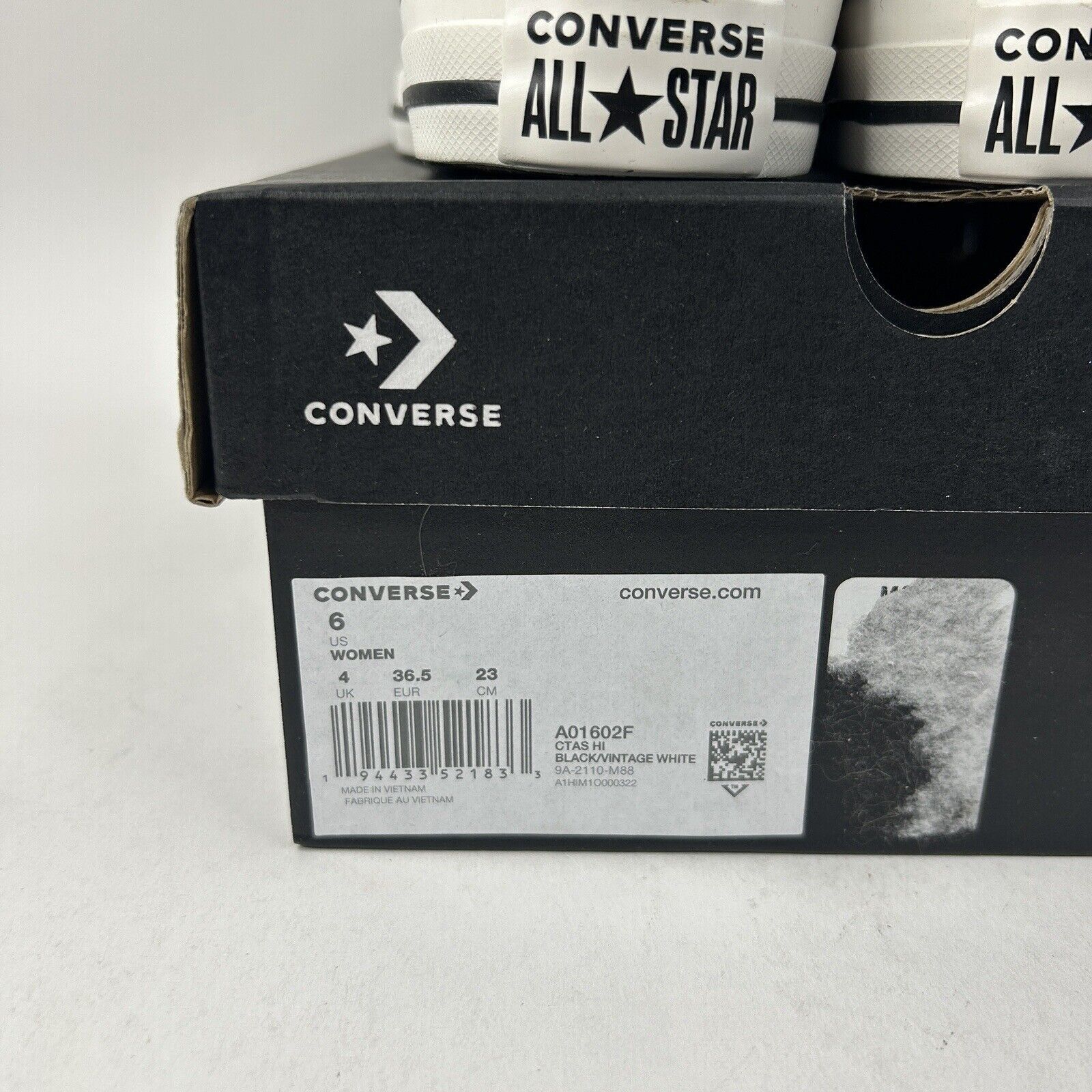 Converse Converse Chuck Taylor All Star High “Embroidered Hearts” Size US 6 / IT 36 - 5 Thumbnail