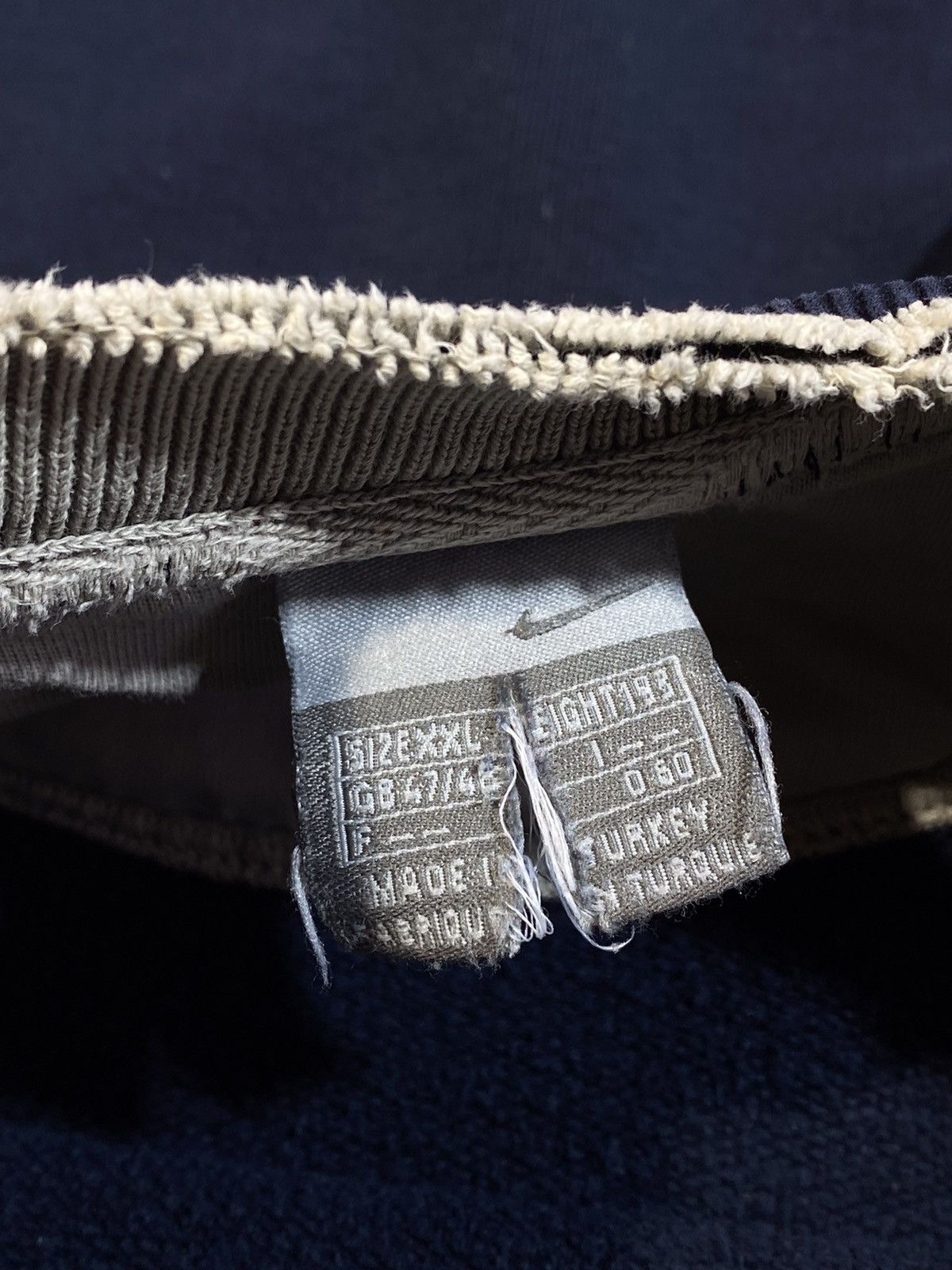 Nike Vintage 00s Nike y2k distressed swoosh oversized sweatshirt Size US XXL / EU 58 / 5 - 16 Thumbnail