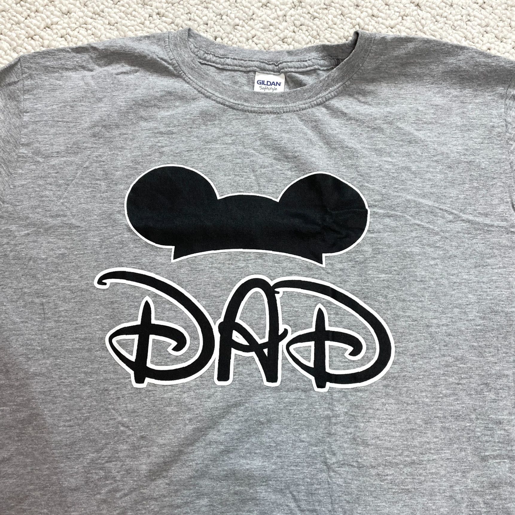 Gildan Gildan Softstyle Shirt Mens L Disney Dad Logo Mickey Ears Short Sleeve Gray Size US L / EU 52-54 / 3 - 2 Thumbnail
