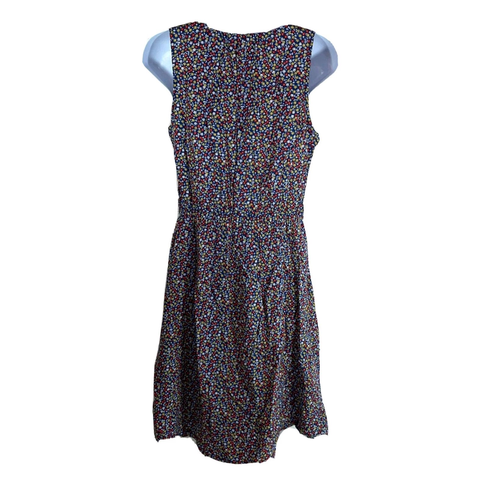 Old Navy VINTAGE Old Navy Women’s Dress Sleeveless Floral Pattern NWT Blue Wide Neck Knee Length Yarn Rayon Size S Summer Casual Mens? Size S / US 4 / IT 40 - 2 Thumbnail