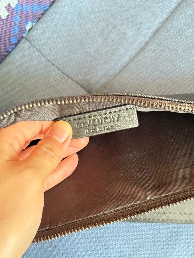 Givenchy Givenchy Men's Handbag Size ONE SIZE - 5 Thumbnail
