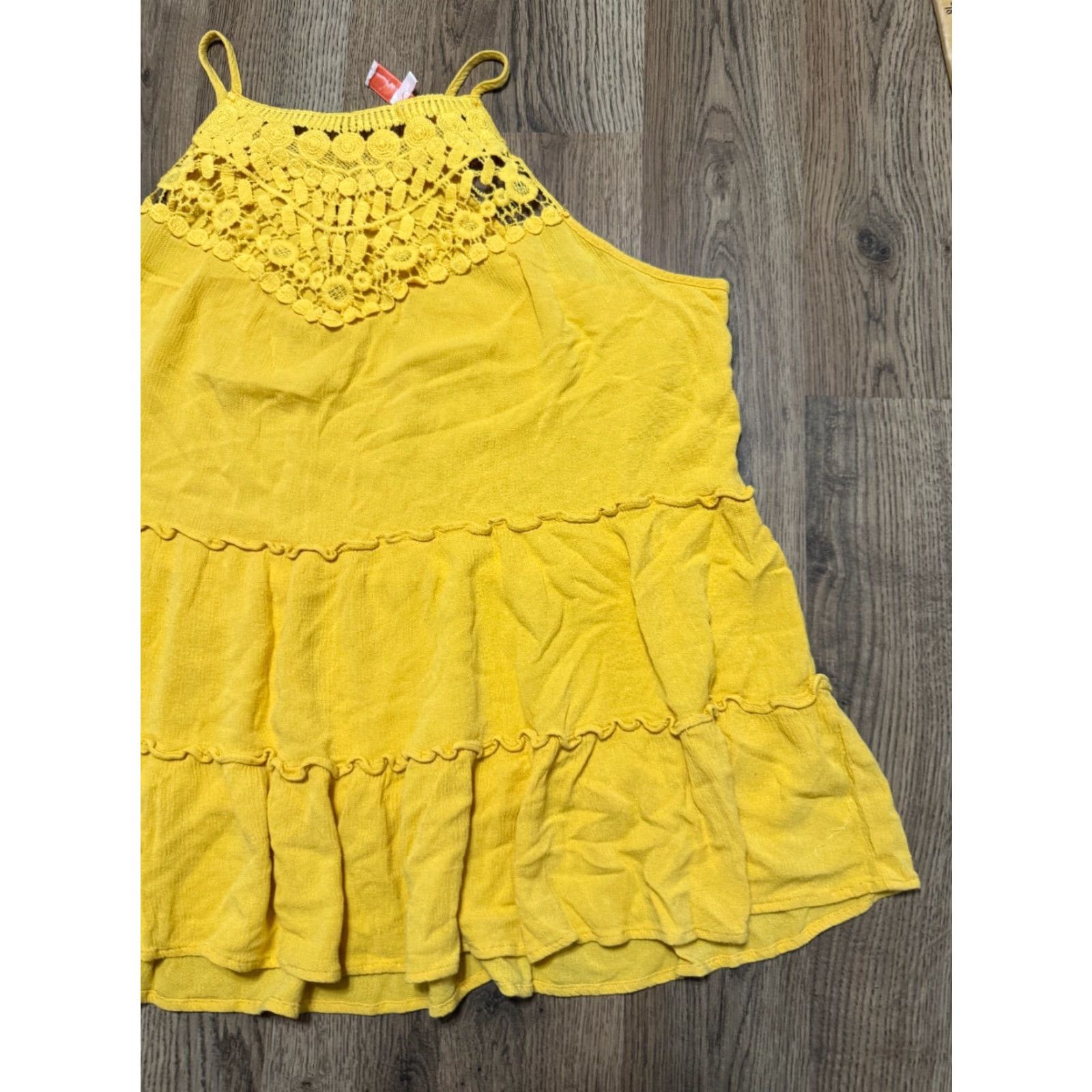 Vintage Hailey & Co. Tank Top Women's Size Large Yellow Crochet Ruffles Tank Women Casual Sleeveless Pullover Vest Size L / US 10 / IT 46 - 4 Thumbnail
