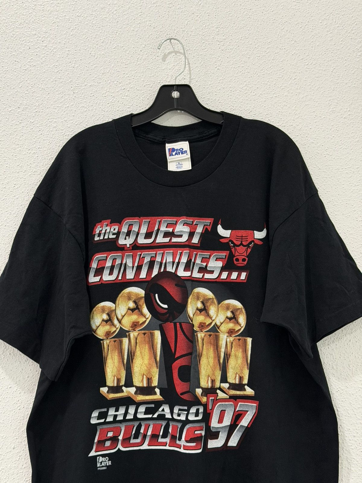 Other Vintage 90s CHICAGO BULLS 1997 NBA Finals Tour Pro Player XL Size US XL / EU 56 / 4 - 2 Thumbnail