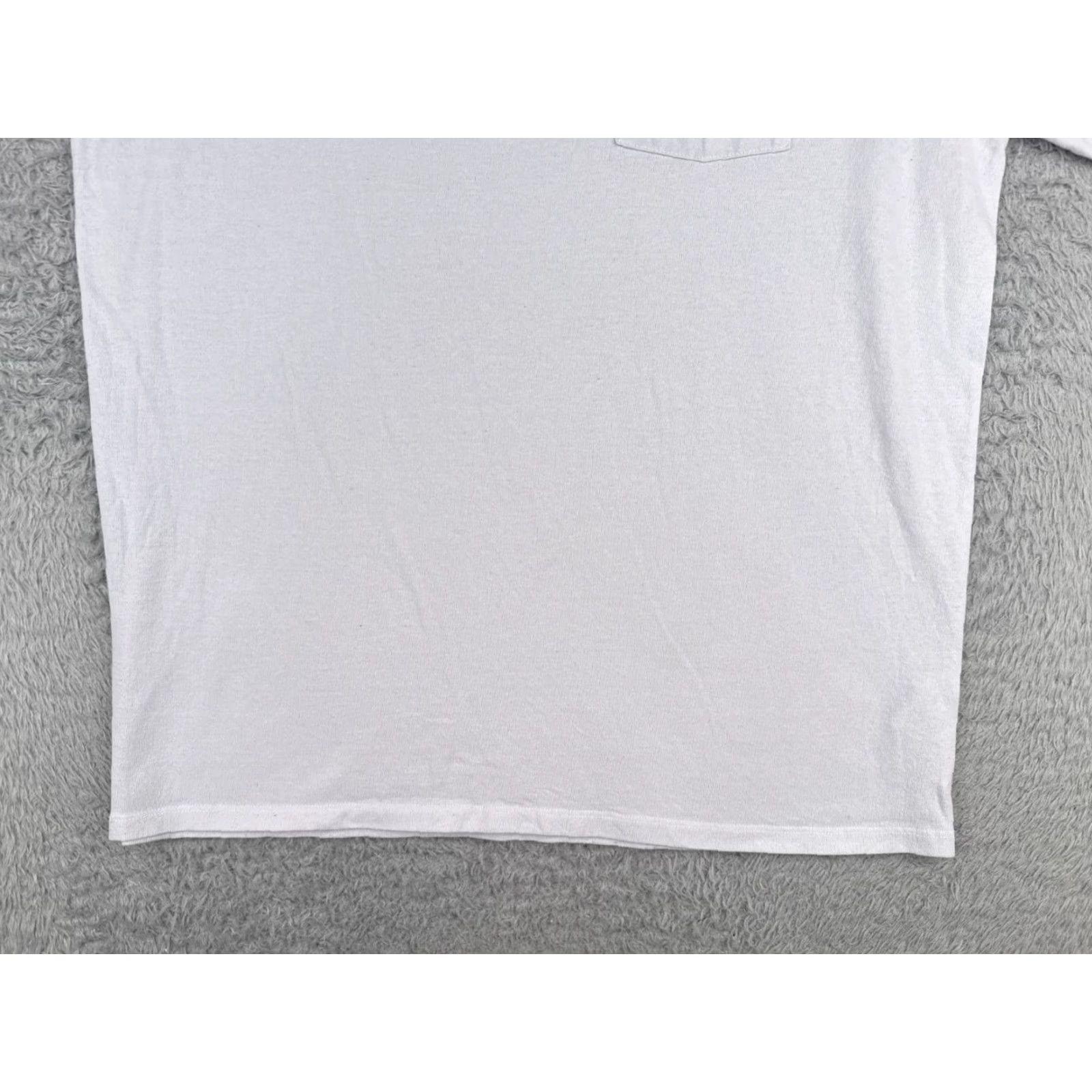 Patagonia Patagonia Shirt Men M White Logo Responsibili-Tee Pocket Cotton Blend Crew Neck Short Sleeve All Seasons Size US M / EU 48-50 / 2 - 5 Thumbnail