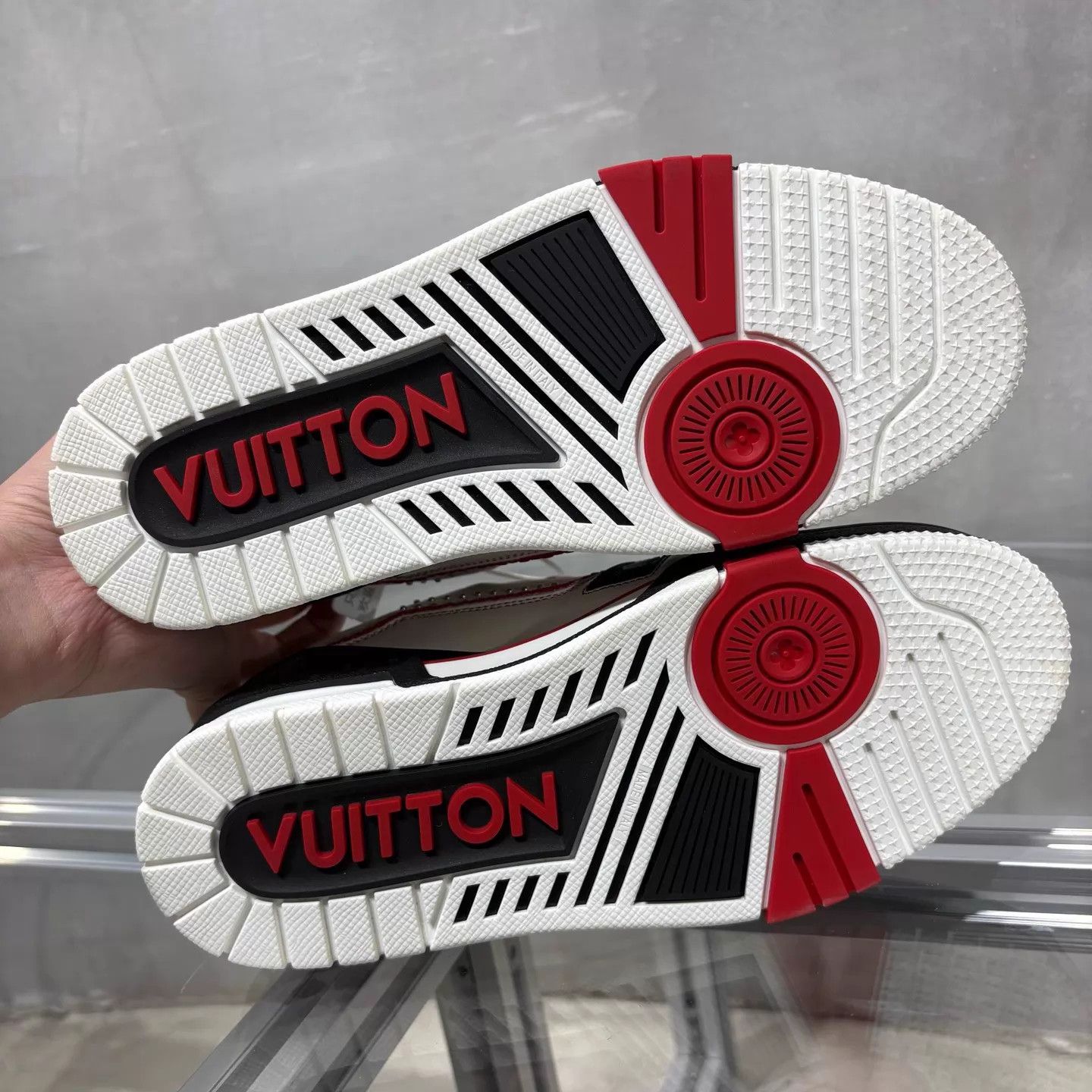 Louis Vuitton Louis Vuitton Trainer Black Red Studs UK3/37 Size US 6.5 / IT 36.5 - 7 Thumbnail