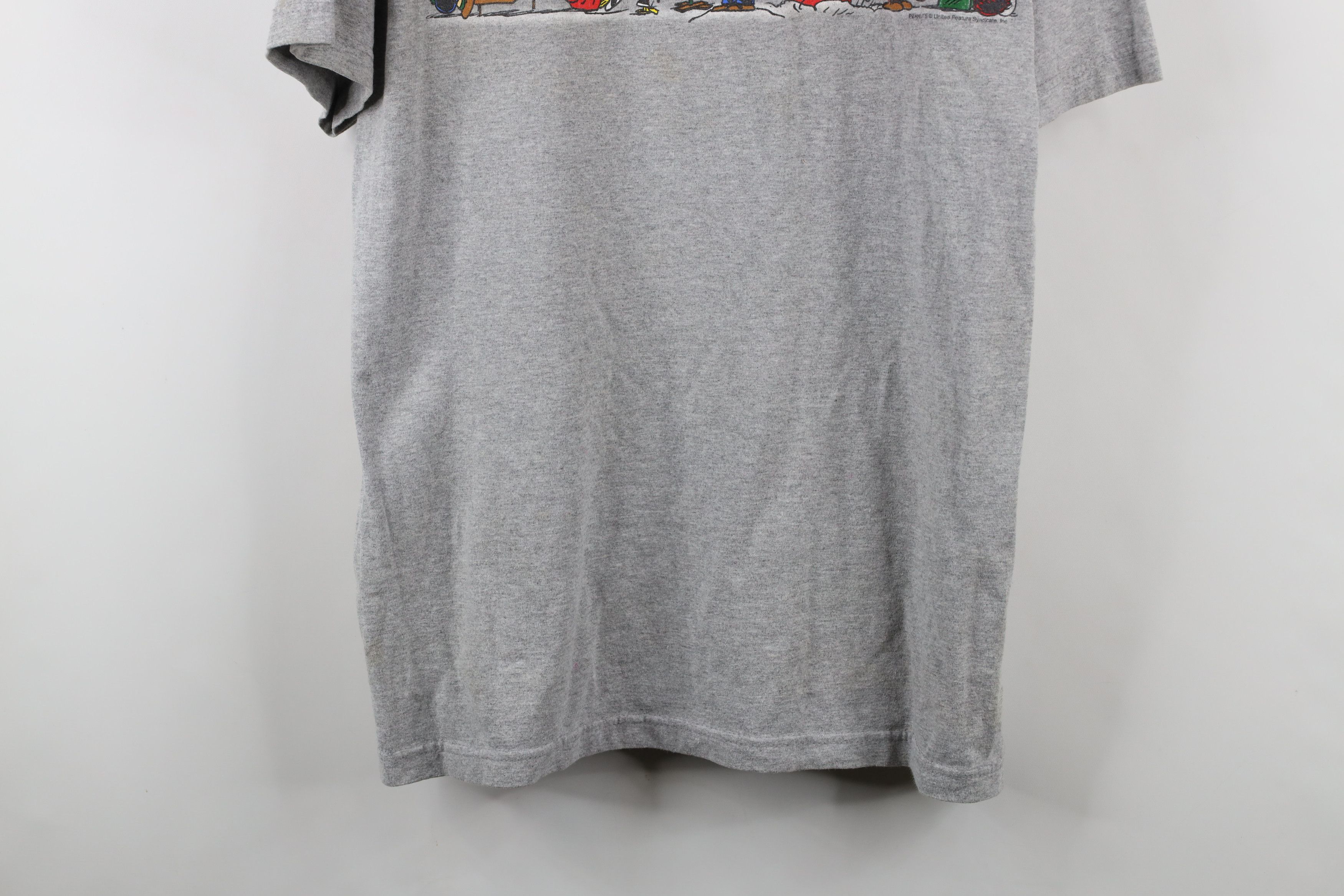 Vintage Vintage Y2K Peanuts Charlie Brown Christmas T-Shirt Gray Size US L / EU 52-54 / 3 - 3 Thumbnail