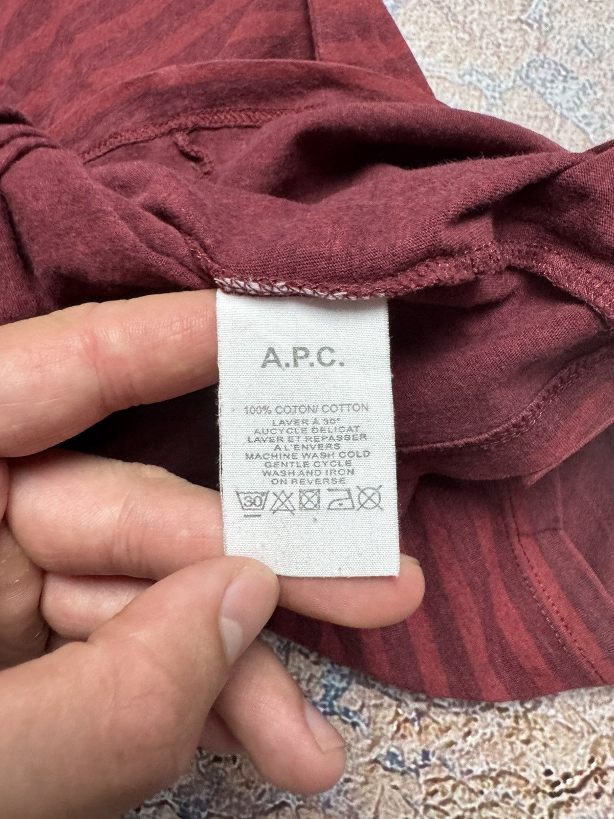 A.P.C. A.P.C. T-Shirt Y2K Size S Size US S / EU 44-46 / 1 - 13 Thumbnail