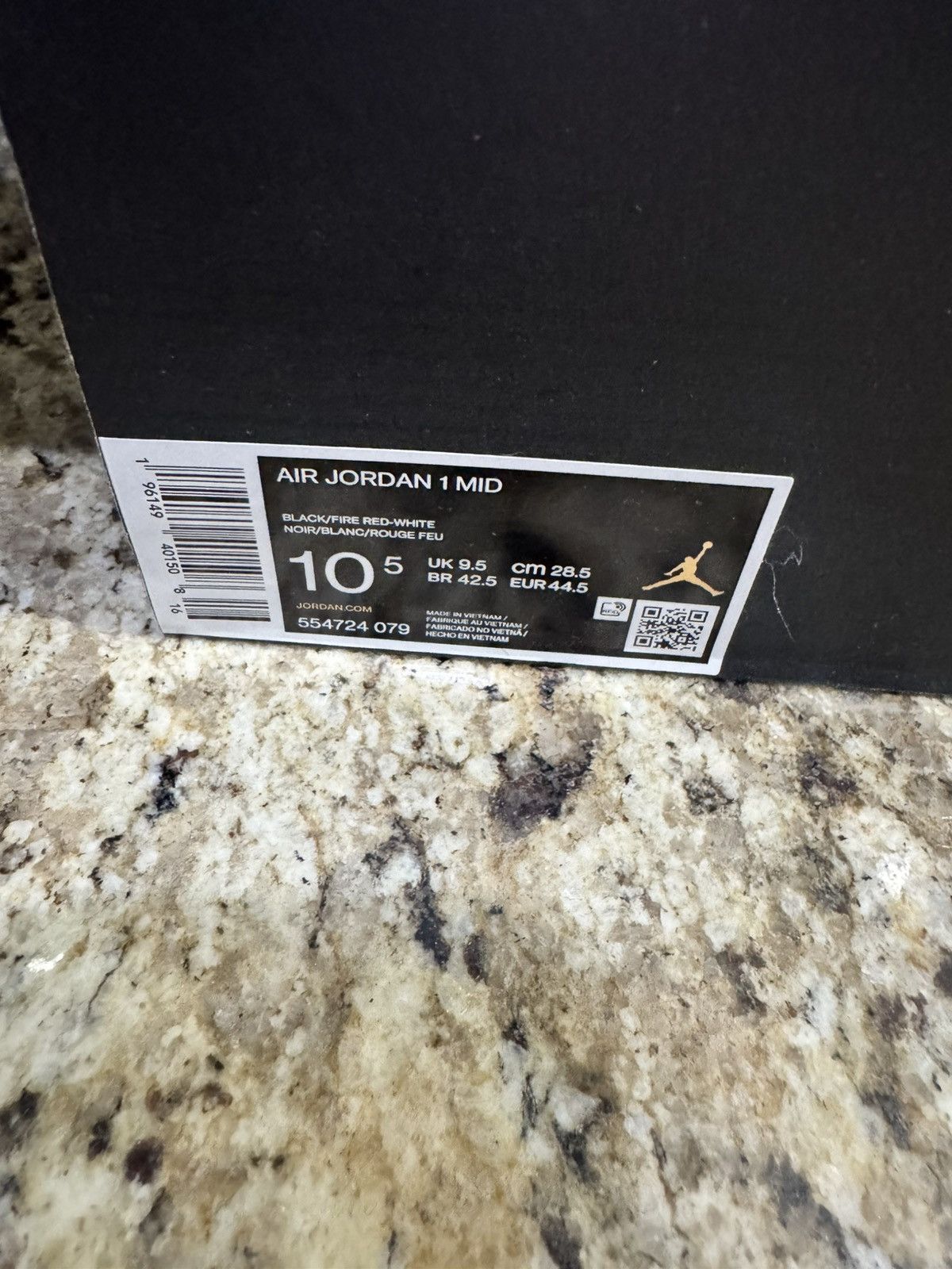 Nike Jordan 1 Mid Black Fire-Red 2022 sz 10.5 Size US 10.5 / EU 43-44 - 7 Thumbnail