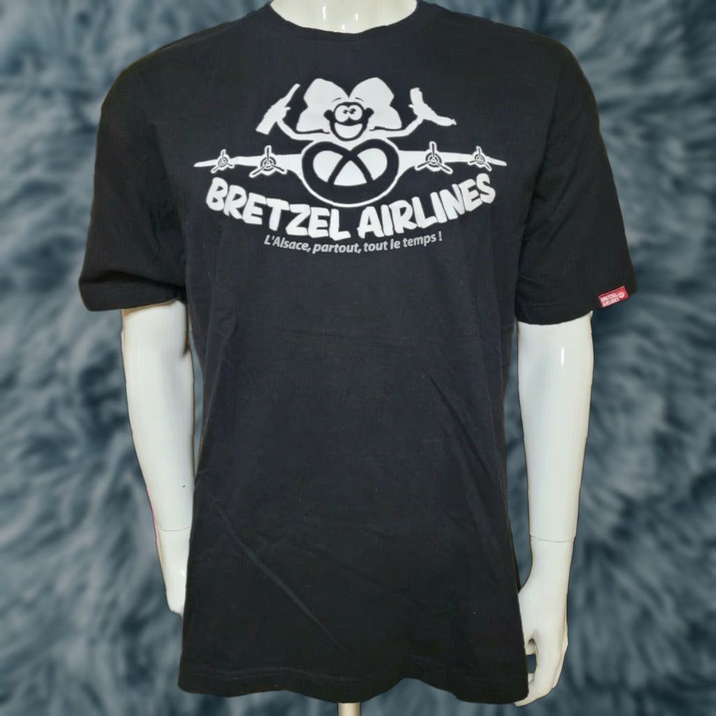 J Brand VINTAGE Bretzel Airlines Logo T Shirt XL Black Men Short Sleeve Cotton Round Neck Graphic Tee France Alsace 90s Mens Size US XL / EU 56 / 4 - 1 Thumbnail