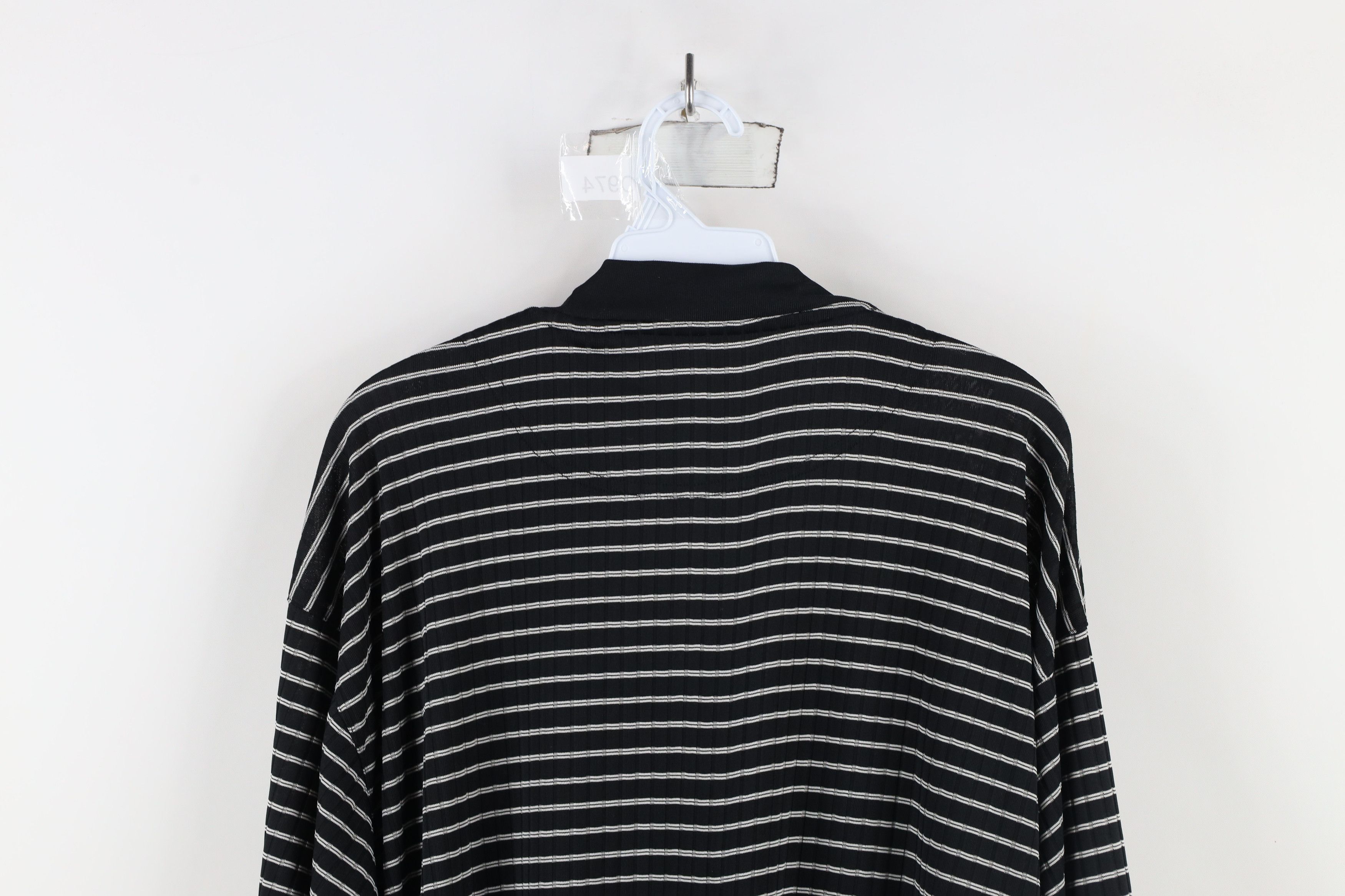 Vintage Vintage 90s Y2K Streetwear Ribbed Knit Short Sleeve T-Shirt Size US XXL / EU 58 / 5 - 8 Thumbnail
