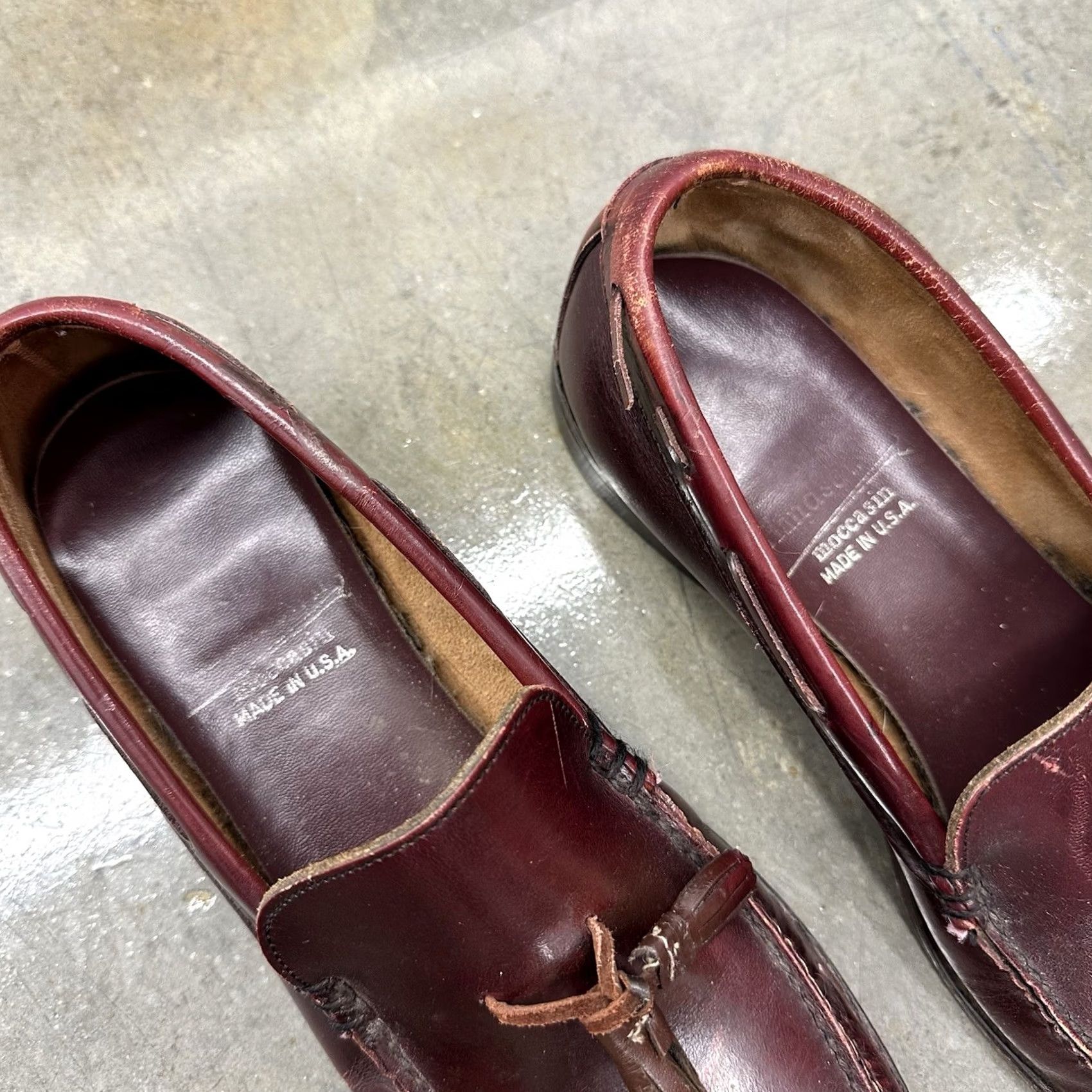 Vintage Vtg Handsewn Oxblood Leather Moccasin Loafer USA Men’s Size 11 D Brown Tassled Dress Loafer 70s 80s College Going Out Mens Size US 11 / EU 44 - 2 Thumbnail