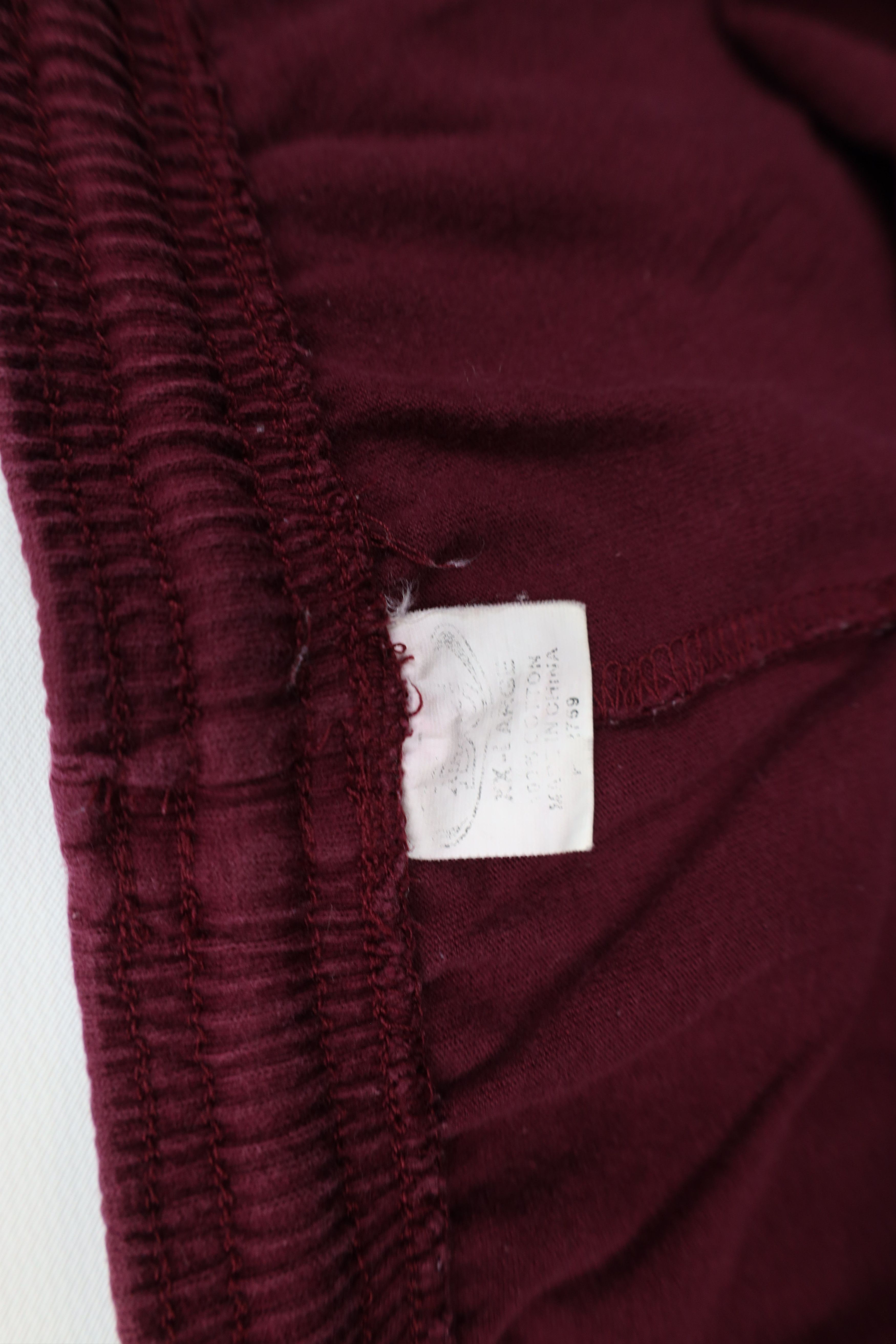 Vintage Vintage 90s Streetwear Blank Above Knee Shorts Cotton Maroon Size US 38 / EU 54 - 5 Thumbnail