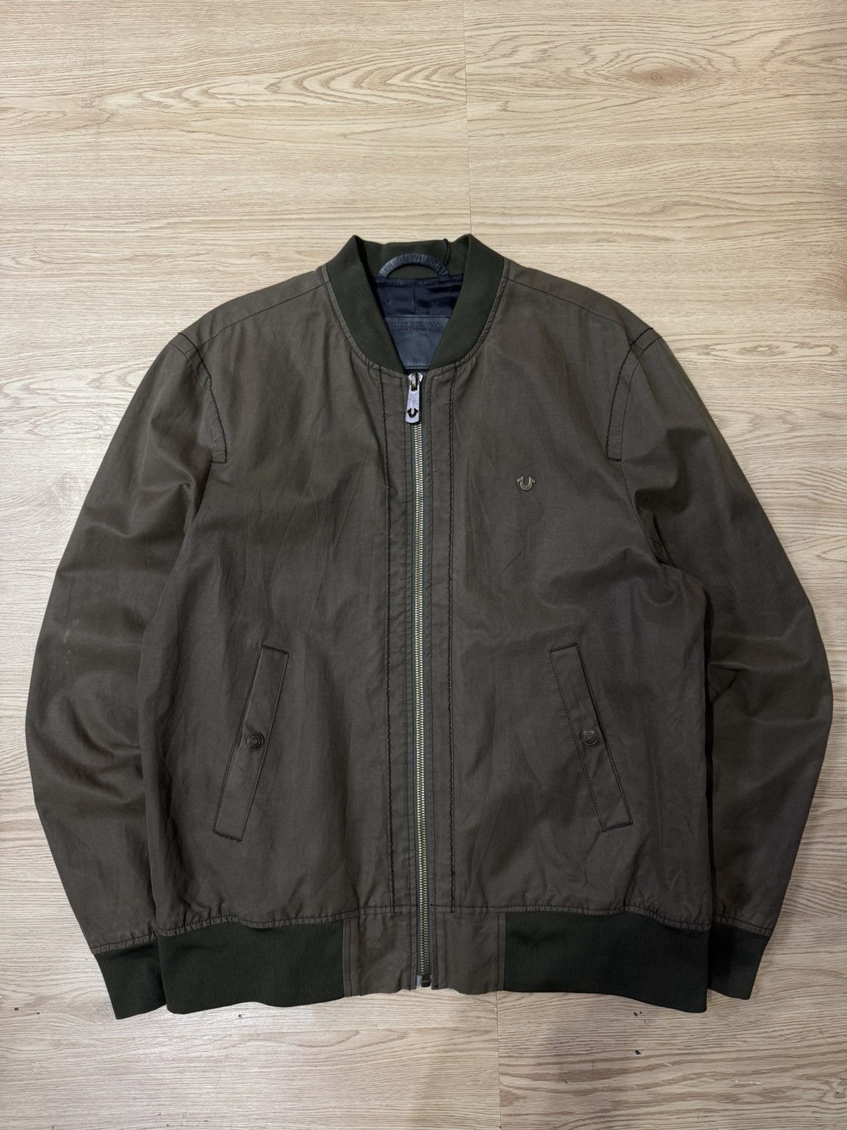 True Religion 90’s TRUE RELIGION RARE BACKCENTRAL LOGOVINTAGE RETRO JACKET Size US L / EU 52-54 / 3 - 2 Thumbnail
