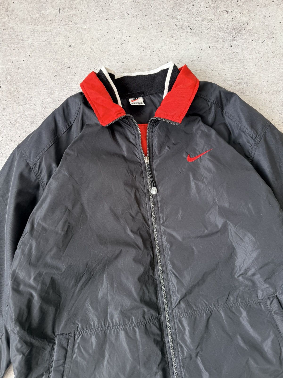 Nike Vintage 90s Nike Windbreaker Jacket y2k Black Red Swoosh Size US XL / EU 56 / 4 - 5 Thumbnail