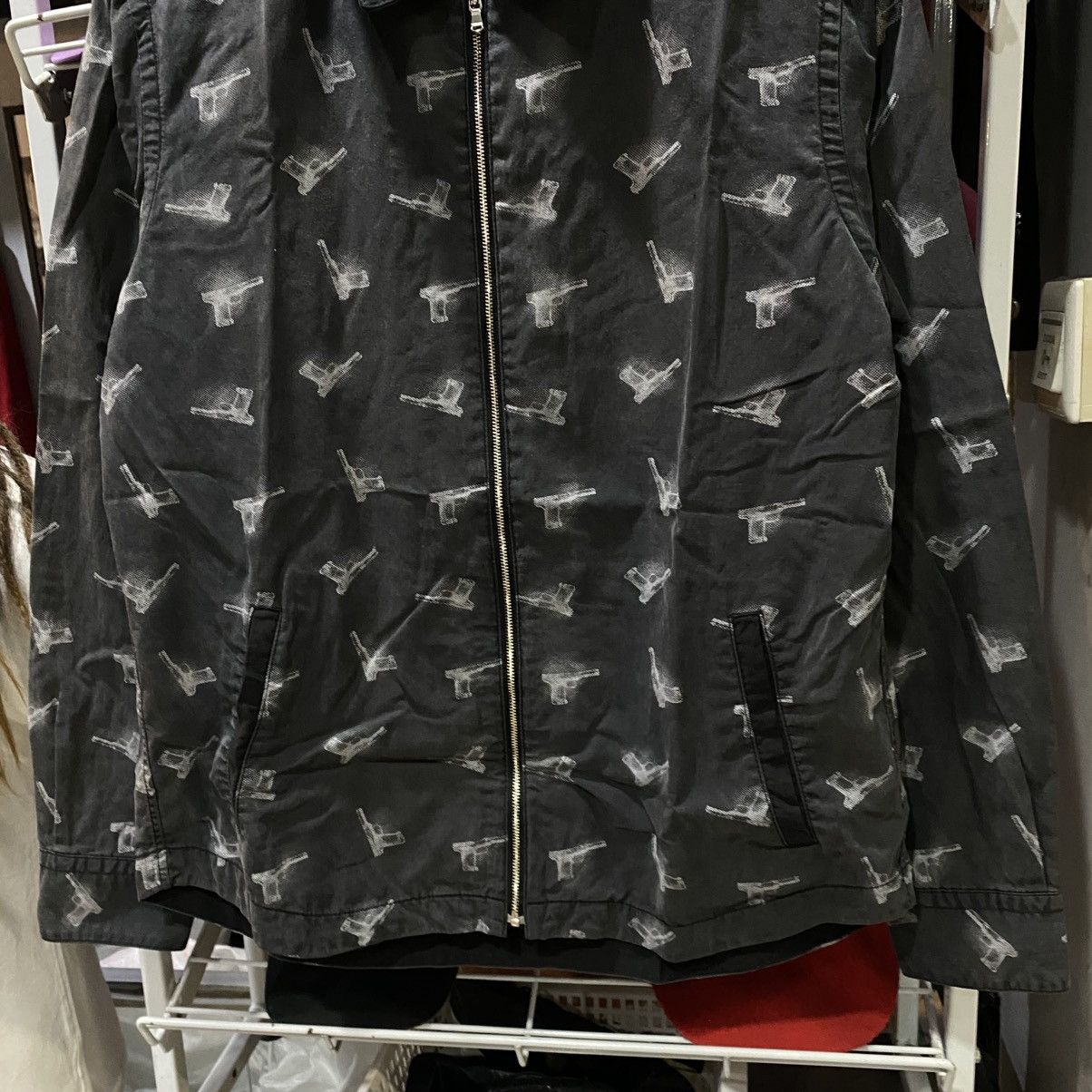 Takeo Kikuchi Takeo Kikuchi Glock FullPrint Longsleeve Shirt Zipper Jacket Size US L / EU 52-54 / 3 - 4 Thumbnail