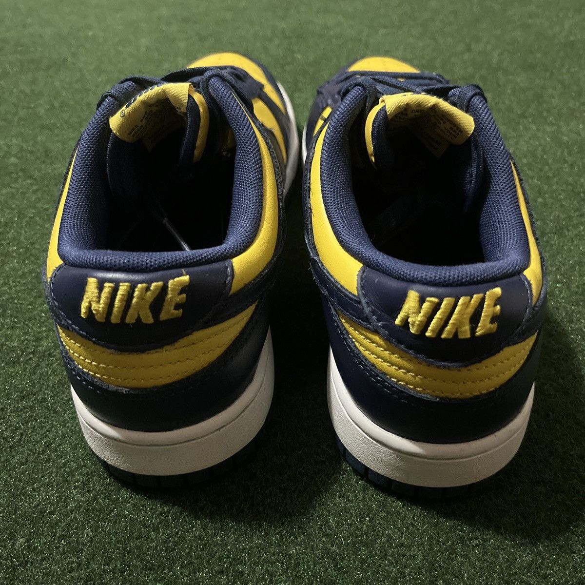 Nike Size 10 - Nike Dunk Low Michigan 2021 Size US 10 / EU 43 - 5 Thumbnail