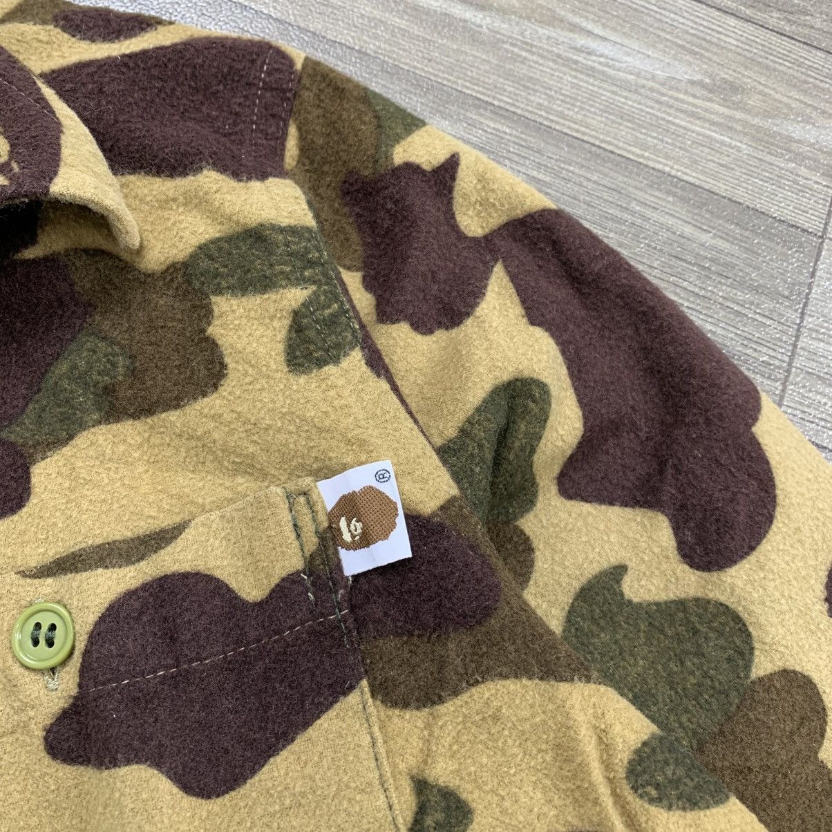 Bape × Vintage Vintage A Bathing Ape Iconic Camouflage Flanel Shirt Size US M / EU 48-50 / 2 - 6 Thumbnail
