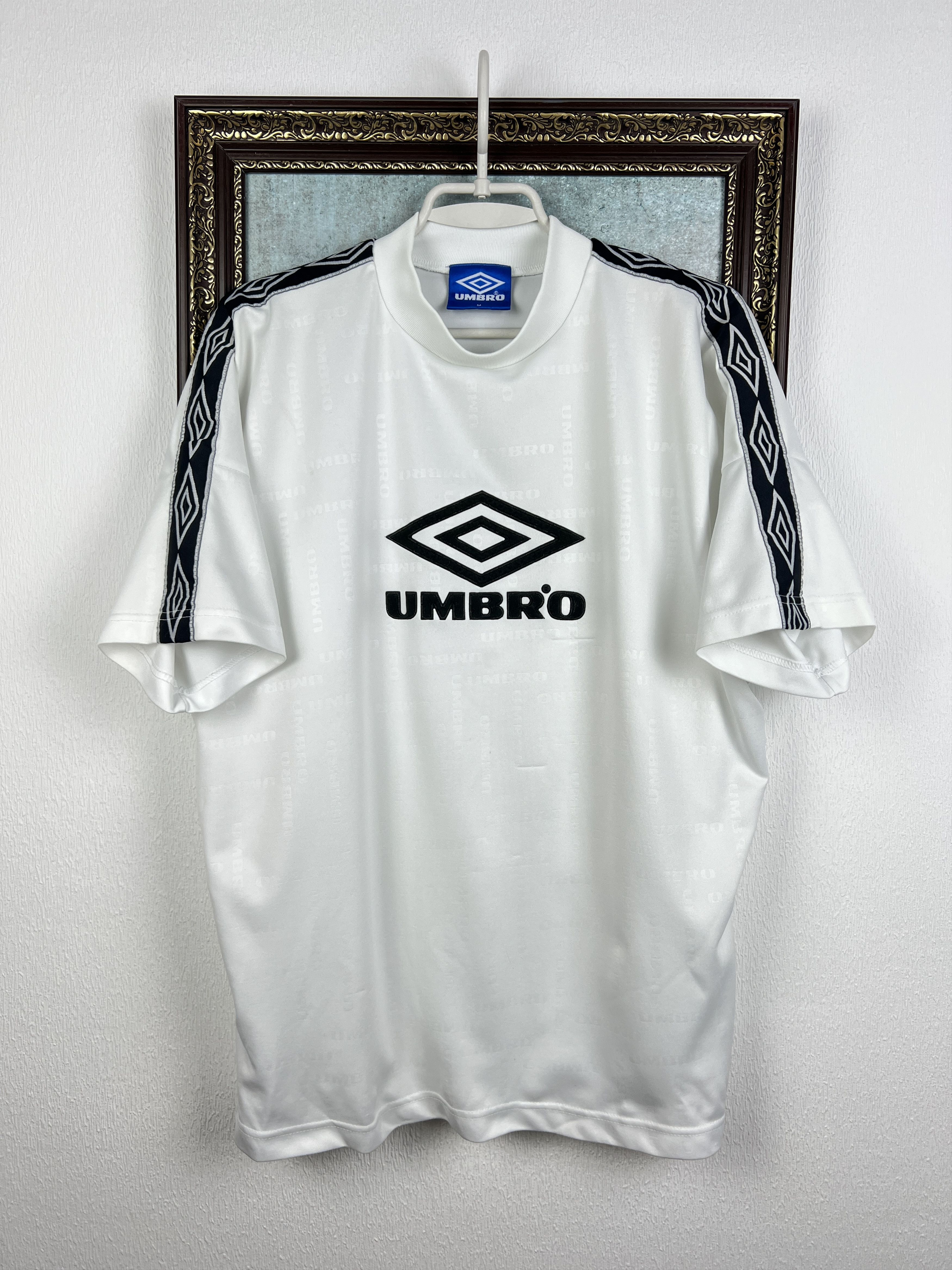 Umbro Nottingham Forest Football Template Shirt Soccer Jersey Size US M / EU 48-50 / 2 - 1 Thumbnail