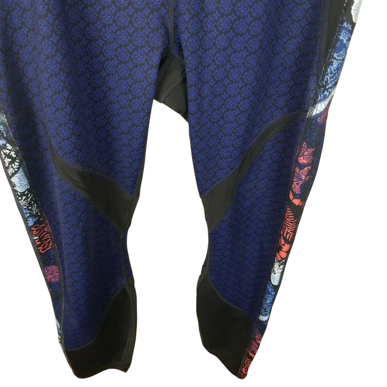 Athleta Athleta Lotus Precision 7/8 Tight Leggings M Stretch Sporty Size 27" / US 4 / IT 40 - 4 Thumbnail