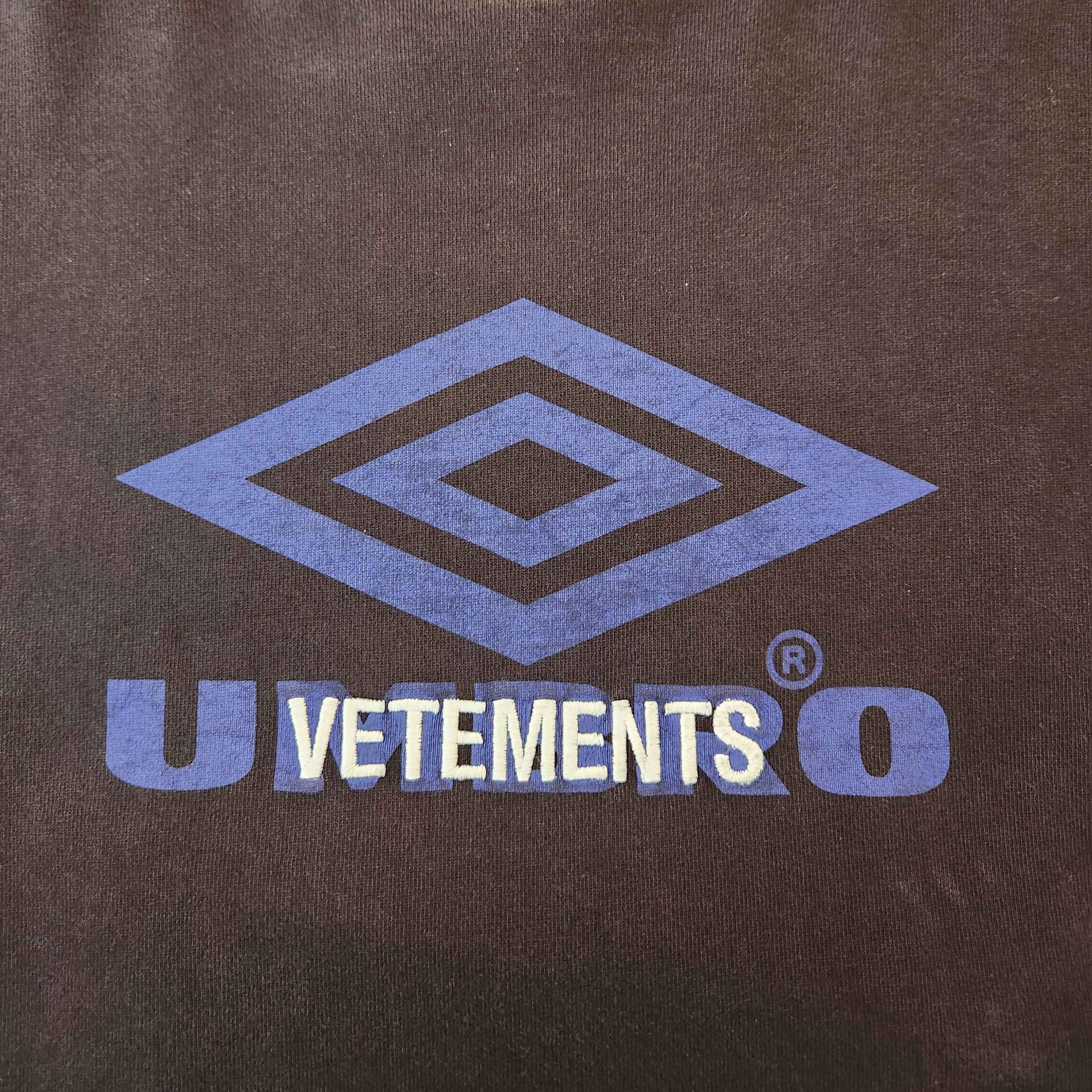 Umbro × Vetements Vetements x Umbro Long Sleeve Shirt Size US L / EU 52-54 / 3 - 2 Thumbnail