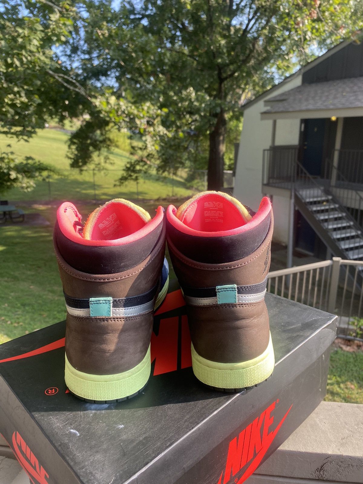 Jordan Brand Retro Jordan 1 Tokyo Bio Hack Size US 11.5 / EU 44-45 - 3 Thumbnail